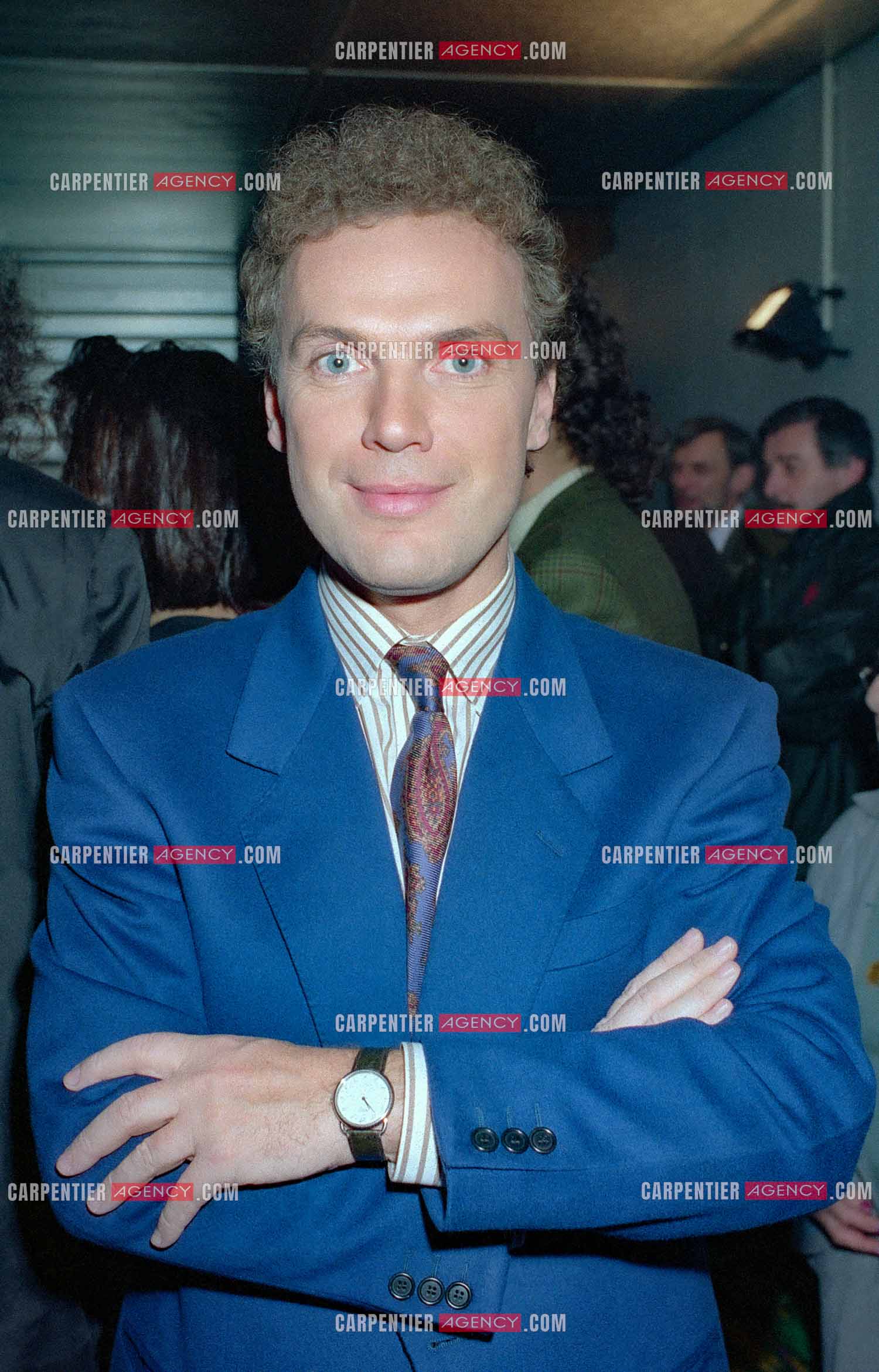 L'annimateur Julien Lepers invité dans l'émission “ Avis de Recherche “ spécial Herbert Léonard en 1990.