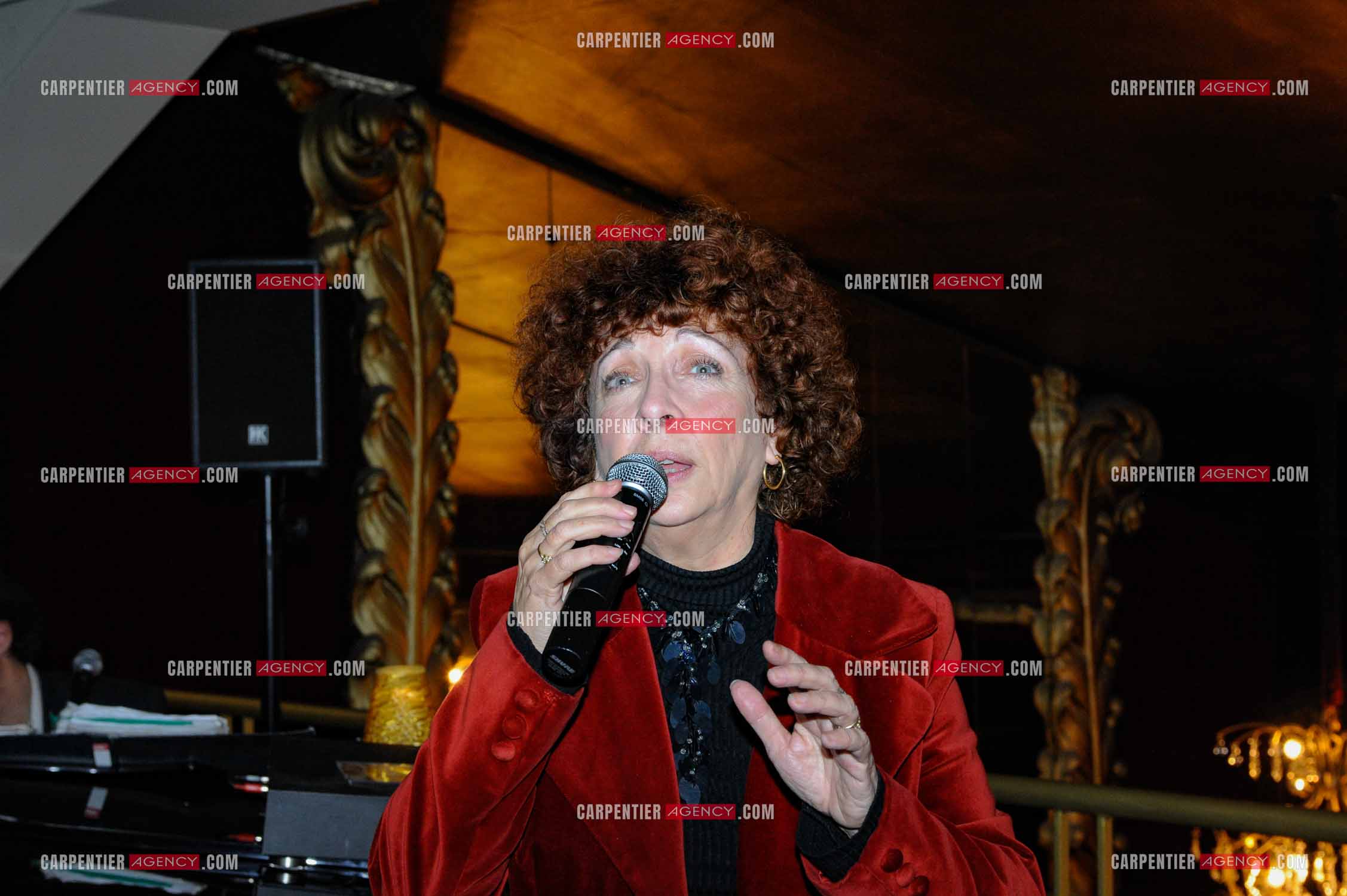 Sortie du livre sur l'animateur Pascal Sevran au Trianon à Paris. Le livre " PASCAL MON AMOUR, MON AMI “ signé des deux auteurs Grégoire Colard et Dominique Lozac'h paru aux éditions Flammarion. La chanteuse Charlotte Julian.                      ( Exclusif )