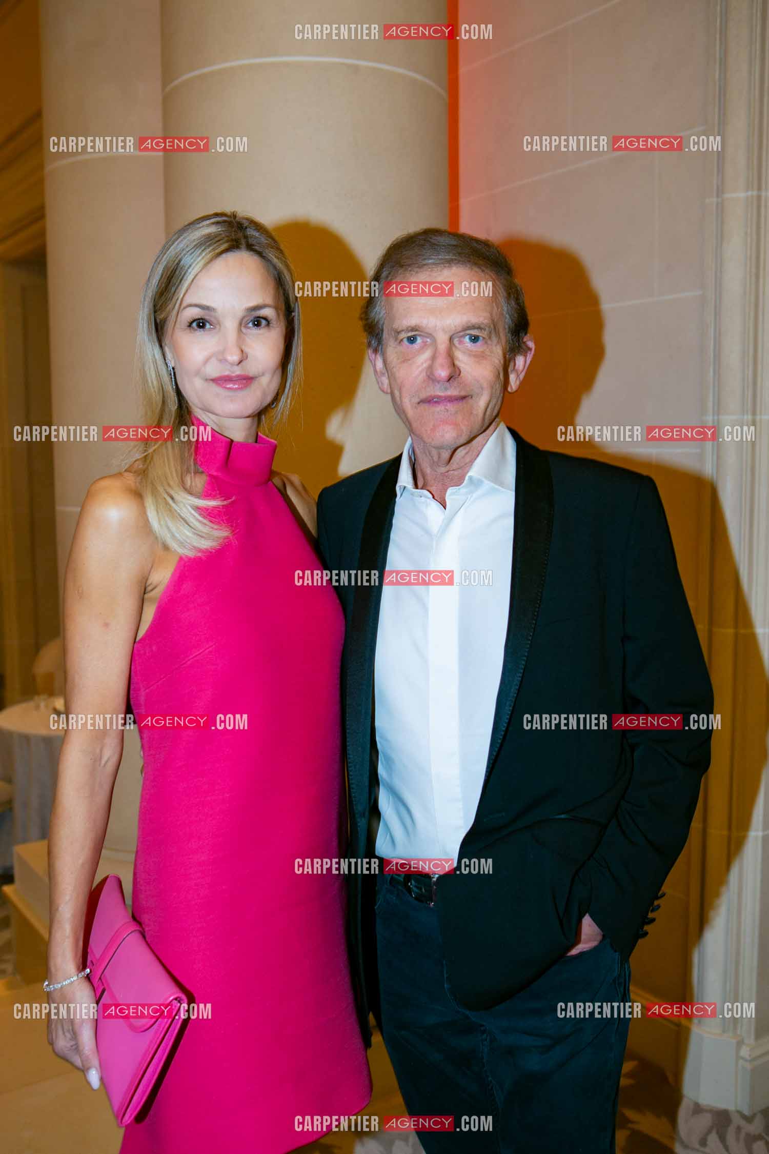 Soirée de Gala des Stéthos d'Or 2025 à l'Hôtel George V à Paris le 24 Mars 2025. Le docteur Frédéric Saldmann et sa femme Marie.