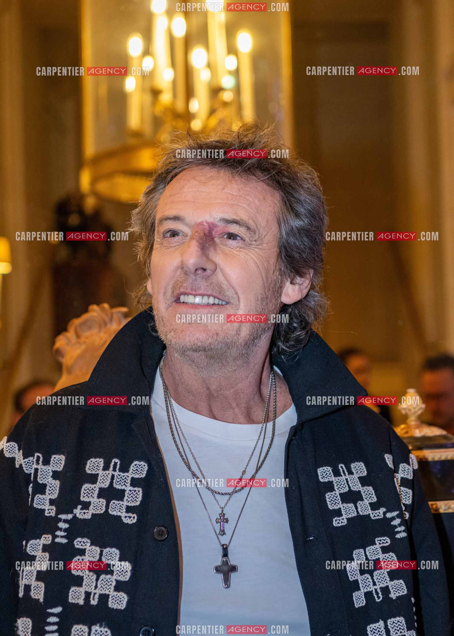 Soirée de Gala des Stéthos d'Or 2024 à l'Hôtel George V à Paris le 18 Mars 2024. L'animateur Jean-Luc Reichmann.