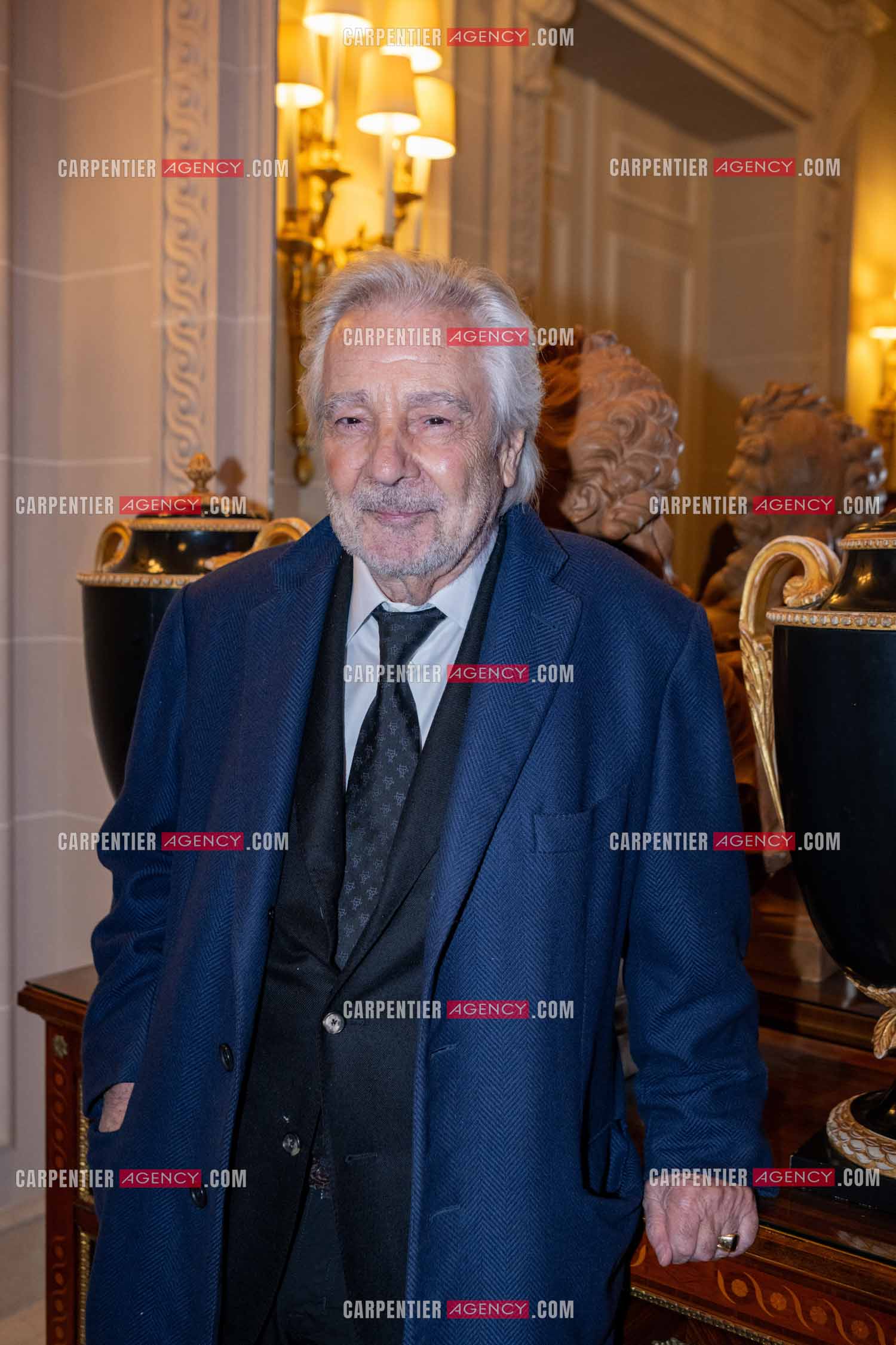 Soirée de Gala des Stéthos d'Or 2024 à l'Hôtel George V à Paris le 18 Mars 2024. L'acteur Pierre Arditi.