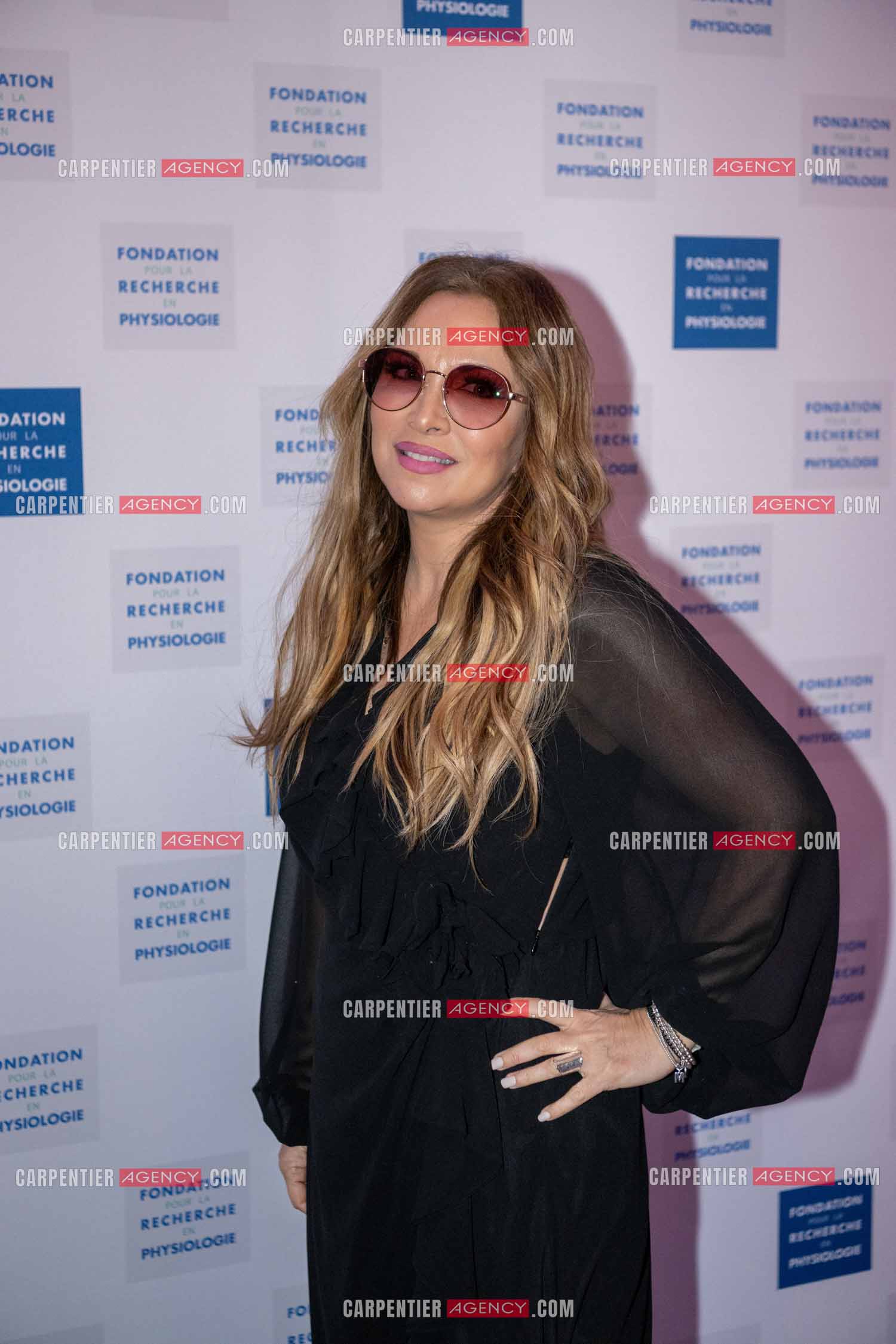 Soirée de Gala des Stéthos d'Or 2024 à l'Hôtel George V à Paris le 18 Mars 2024. La chanteuse Hélène Ségara.