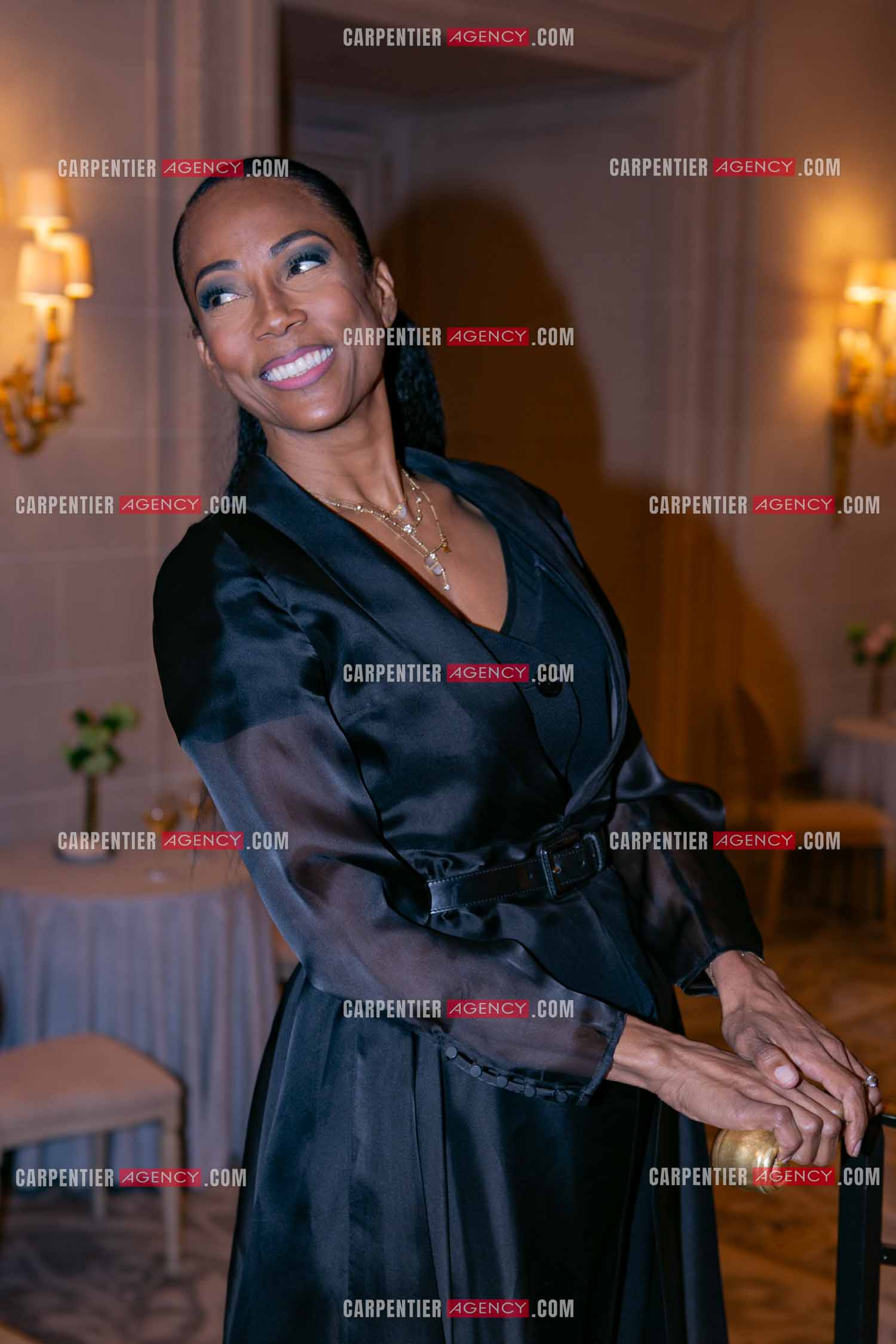 Soirée de Gala des Stéthos d'Or 2025 à l'Hôtel George V à Paris le 24 Mars 2025. L'animatrice Christine Kelly.