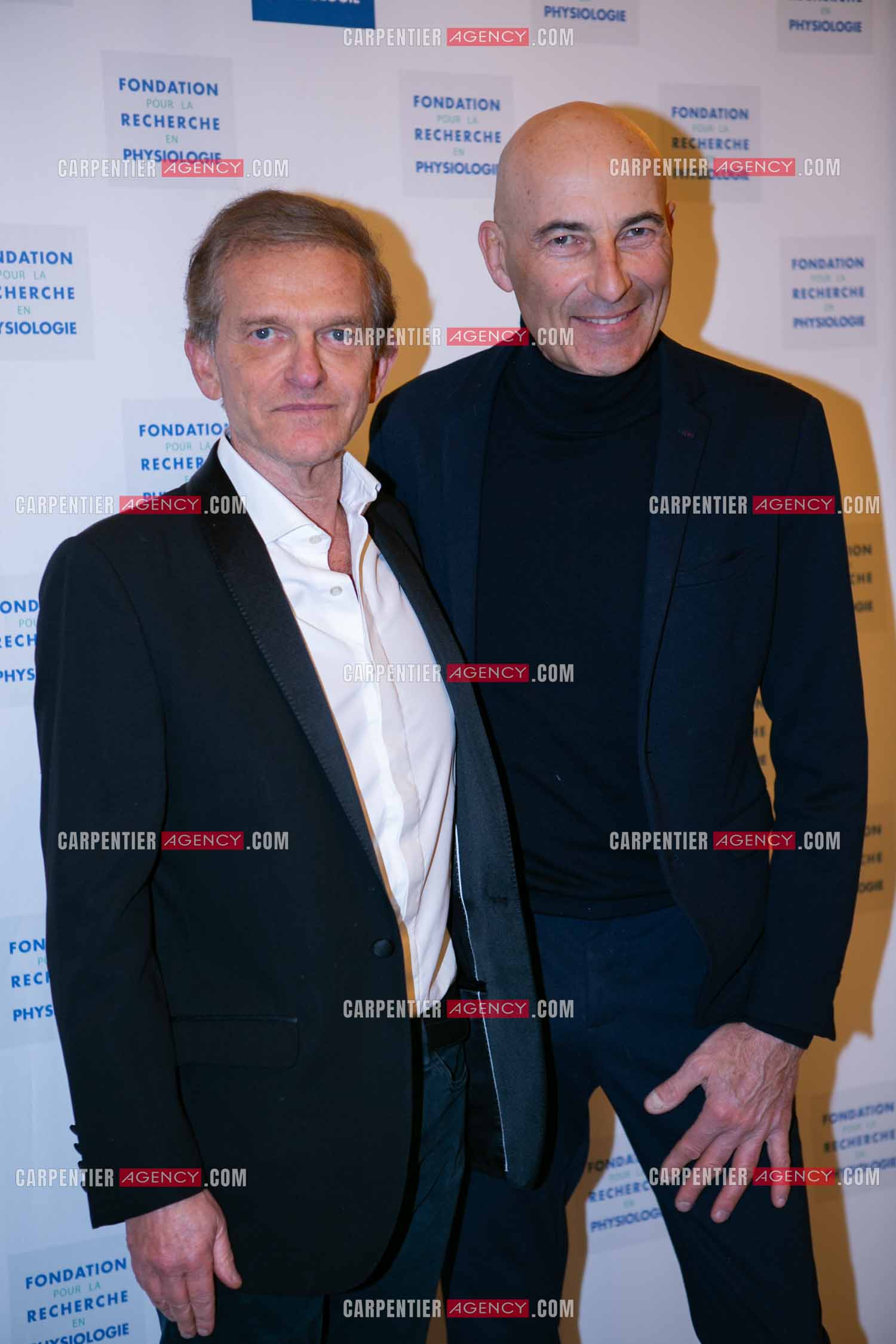 Soirée de Gala des Stéthos d'Or 2025 à l'Hôtel George V à Paris le 24 Mars 2025. Le docteur Frédéric Saldmann et l'humoriste Nicolas Canteloup.