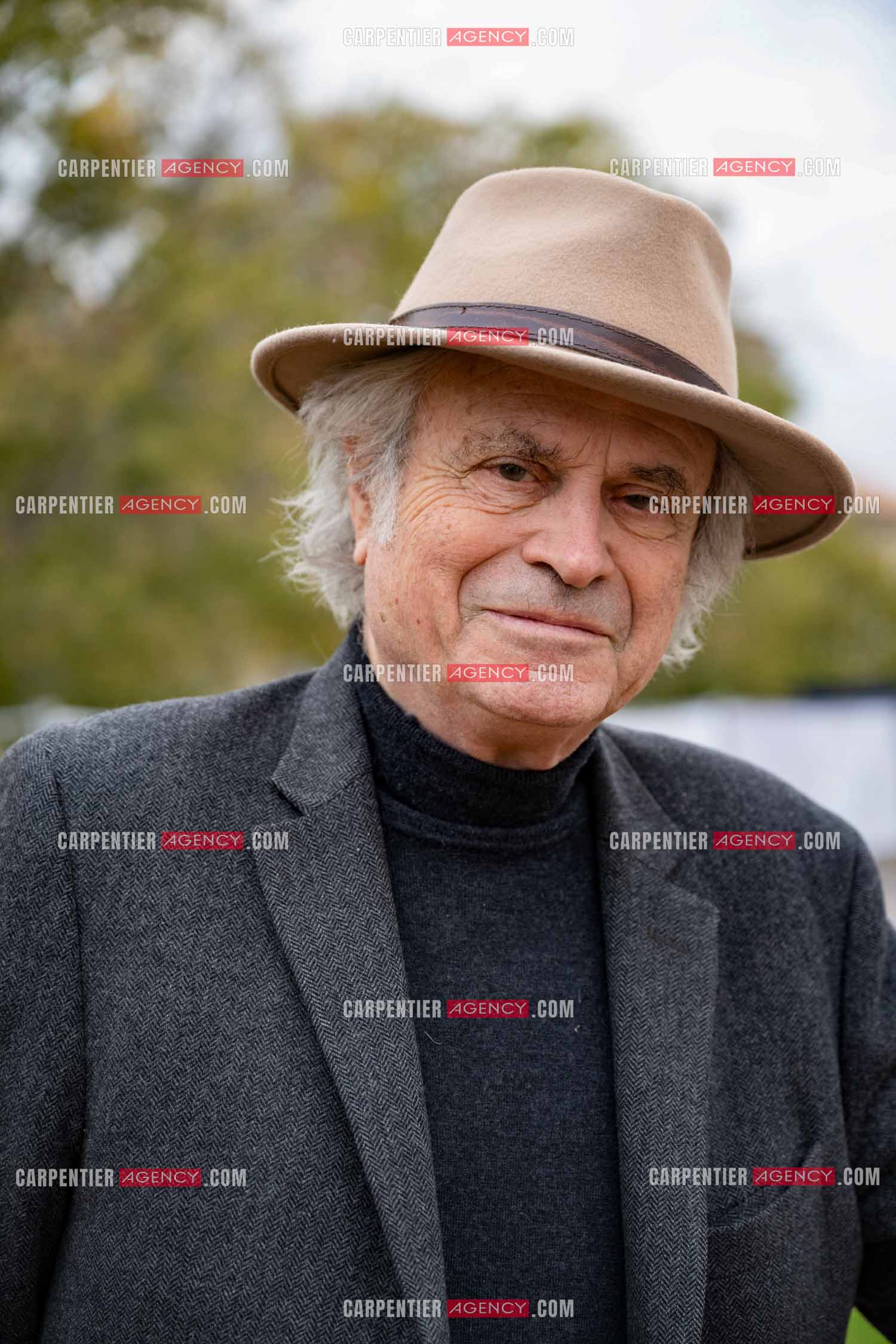 Salon du livre 2024 place des Armes à Toulon. Le journaliste français Franz-Olivier Giesbert.  ( Exclusif )