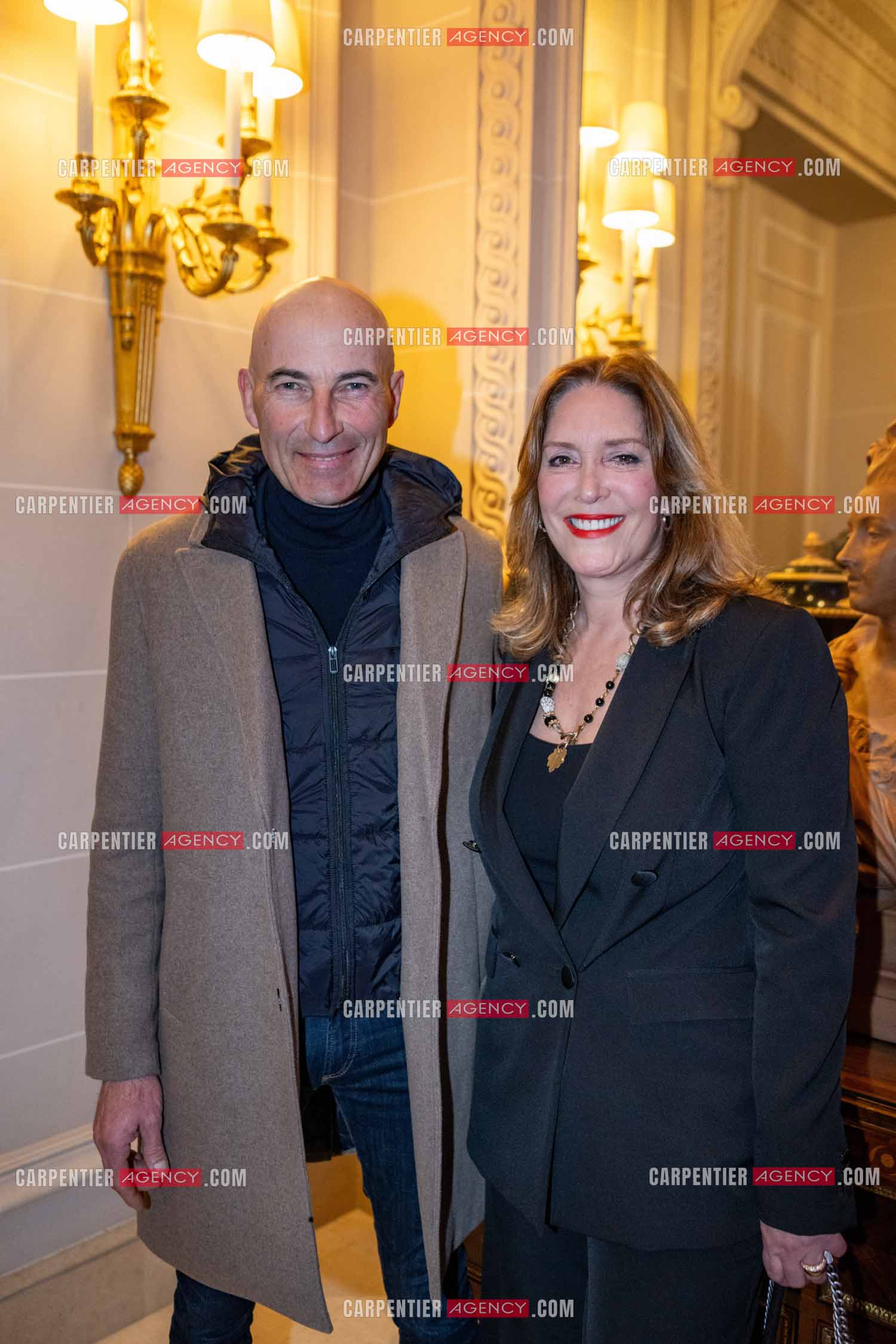 Soirée de Gala des Stéthos d'Or 2024 à l'Hôtel George V à Paris le 18 Mars 2024. Les humoristes Nicolas Canteloup et Sandrine Alexi.