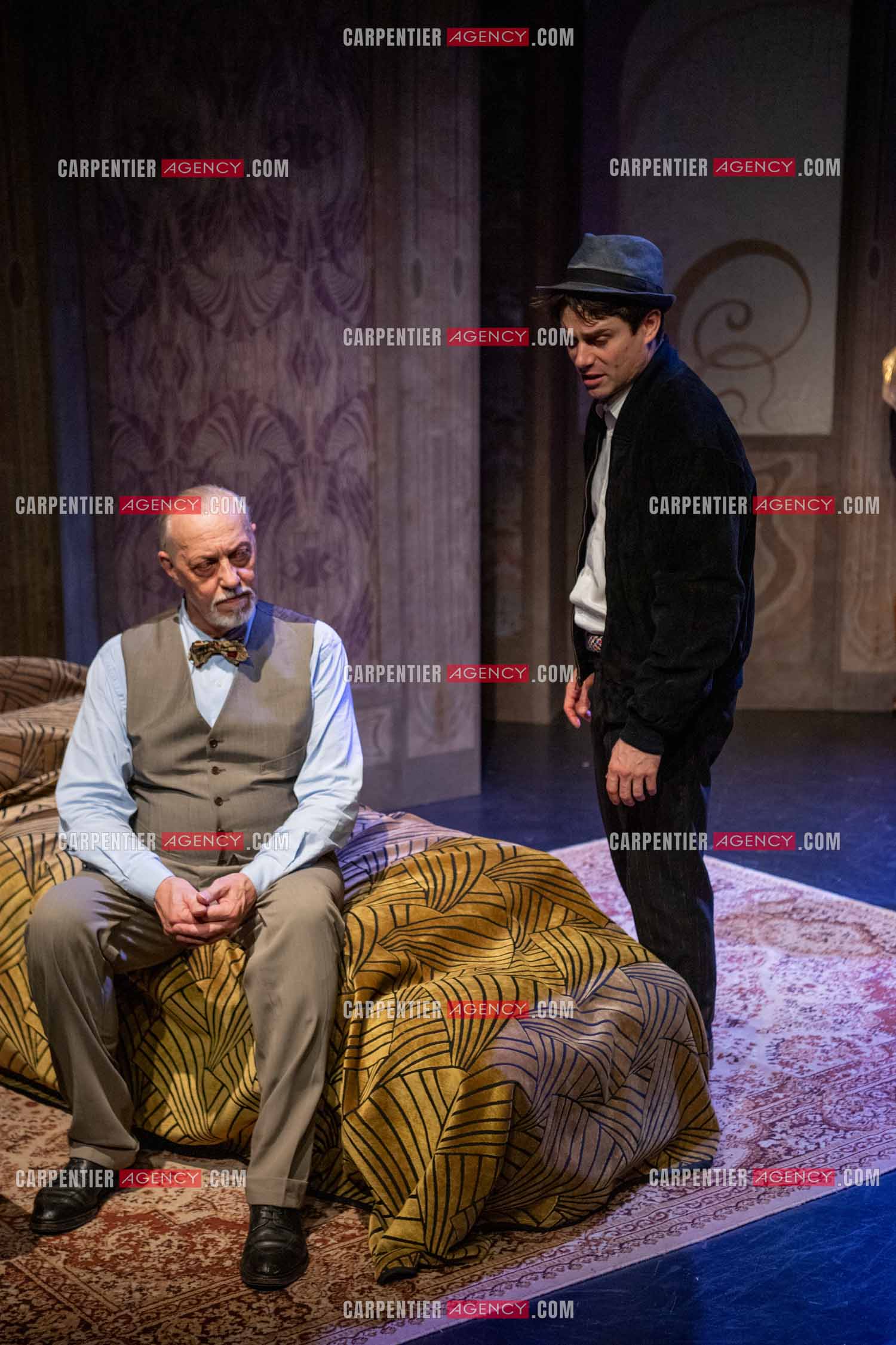 Filage de la pièce “ VIEILLES CHANSONS MALÉFIQUES “ au théâtre Le Chien Qui Fume à Avignon. La pièce est Interprétée par Tom Novembre et Nicolas Verdier. ( Exclusif )