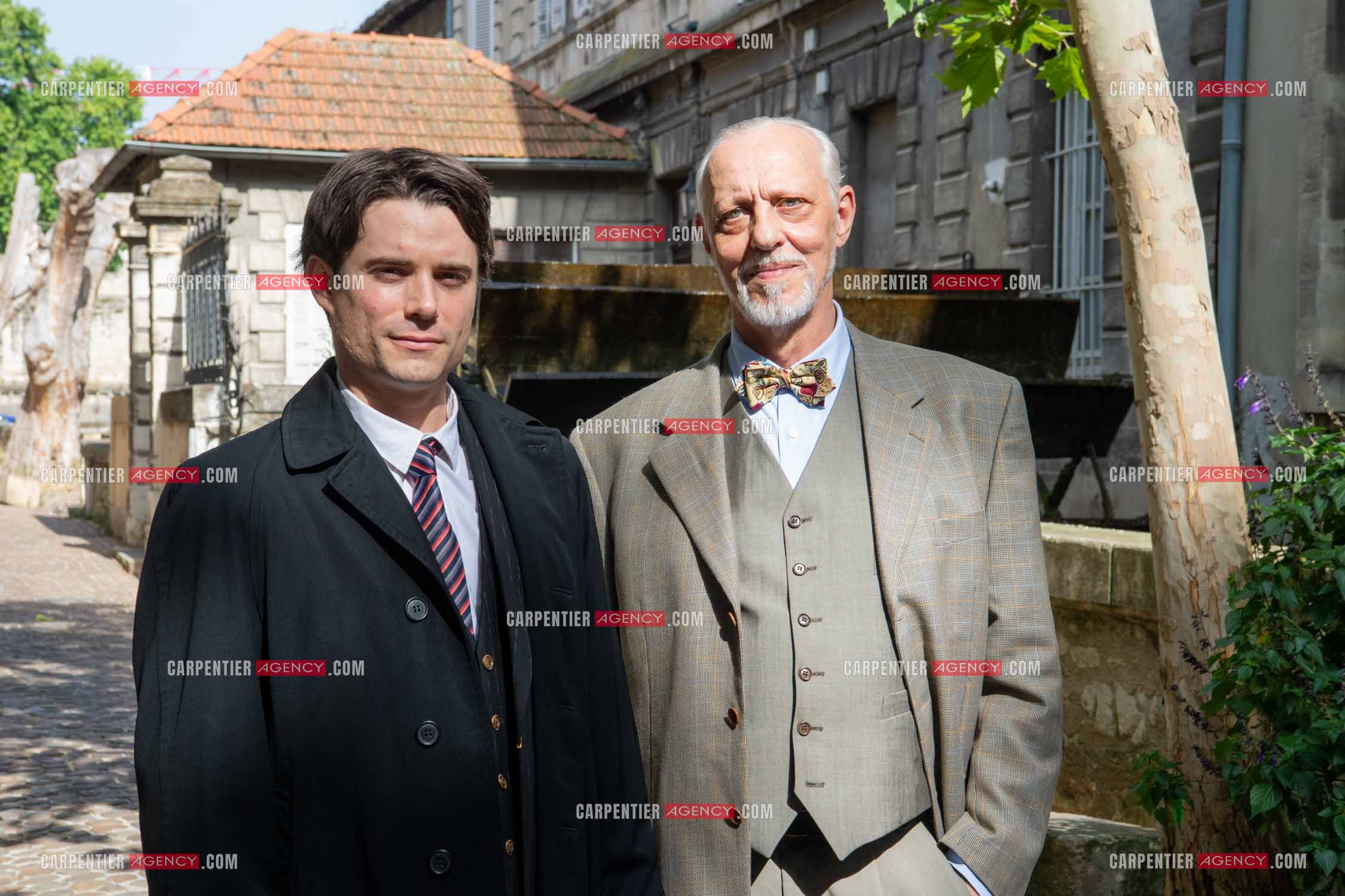 Filage de la pièce “ VIEILLES CHANSONS MALÉFIQUES “ au théâtre Le Chien Qui Fume à Avignon. La pièce est Interprétée par Tom Novembre et Nicolas Verdier. ( Exclusif )