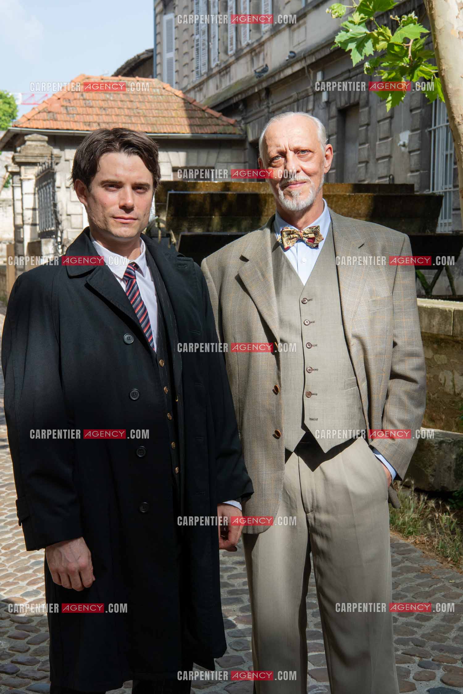 Filage de la pièce “ VIEILLES CHANSONS MALÉFIQUES “ au théâtre Le Chien Qui Fume à Avignon. La pièce est Interprétée par Tom Novembre et Nicolas Verdier. ( Exclusif )