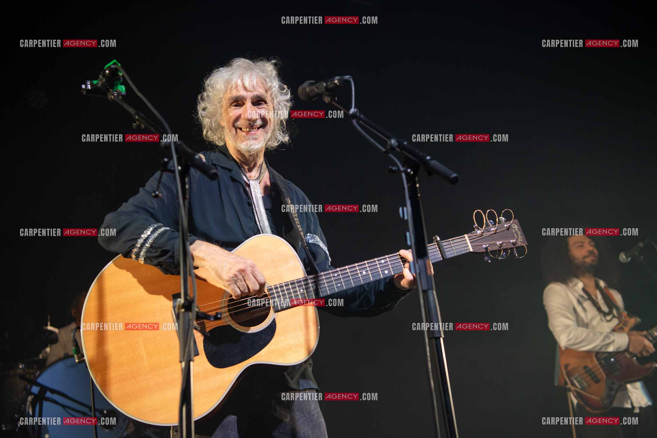 Le chanteur Louis Bertignac en concert au théâtre Galil le 25 Nov 2023.    ( Exclusif )
