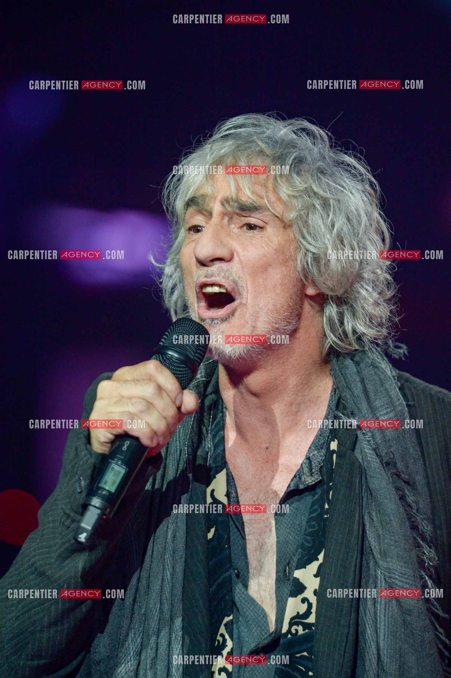 Le chanteur Louis Bertignac coach vocal de l'émission The Voice Kid's.  ( Exclusif )