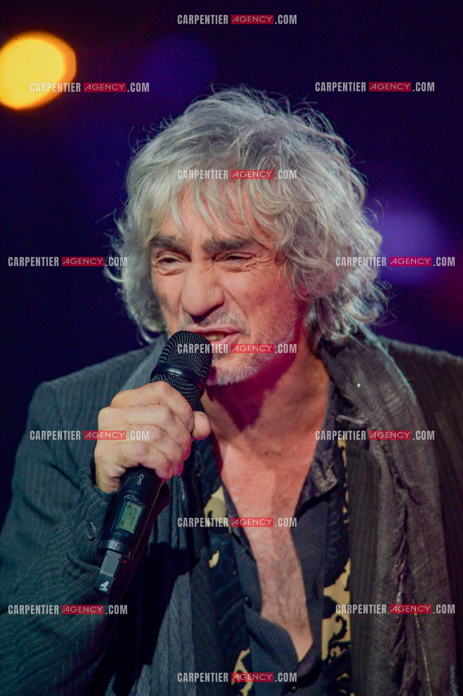 Le chanteur Louis Bertignac coach vocal de l'émission The Voice Kid's.  ( Exclusif )