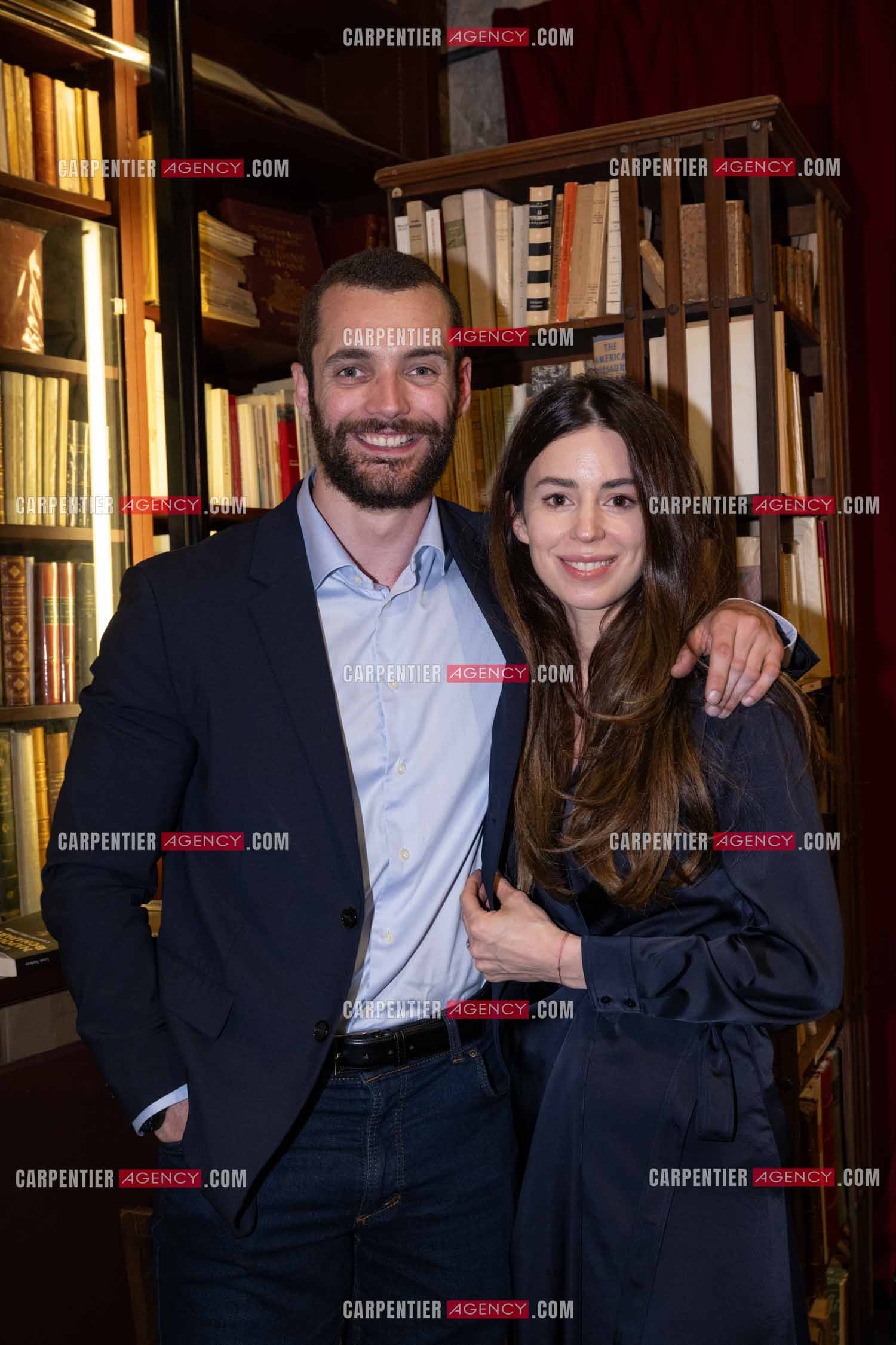 Louis Sarkozy et sa femme Natali Husic attendent leur premier enfant.  ( Exclusif )