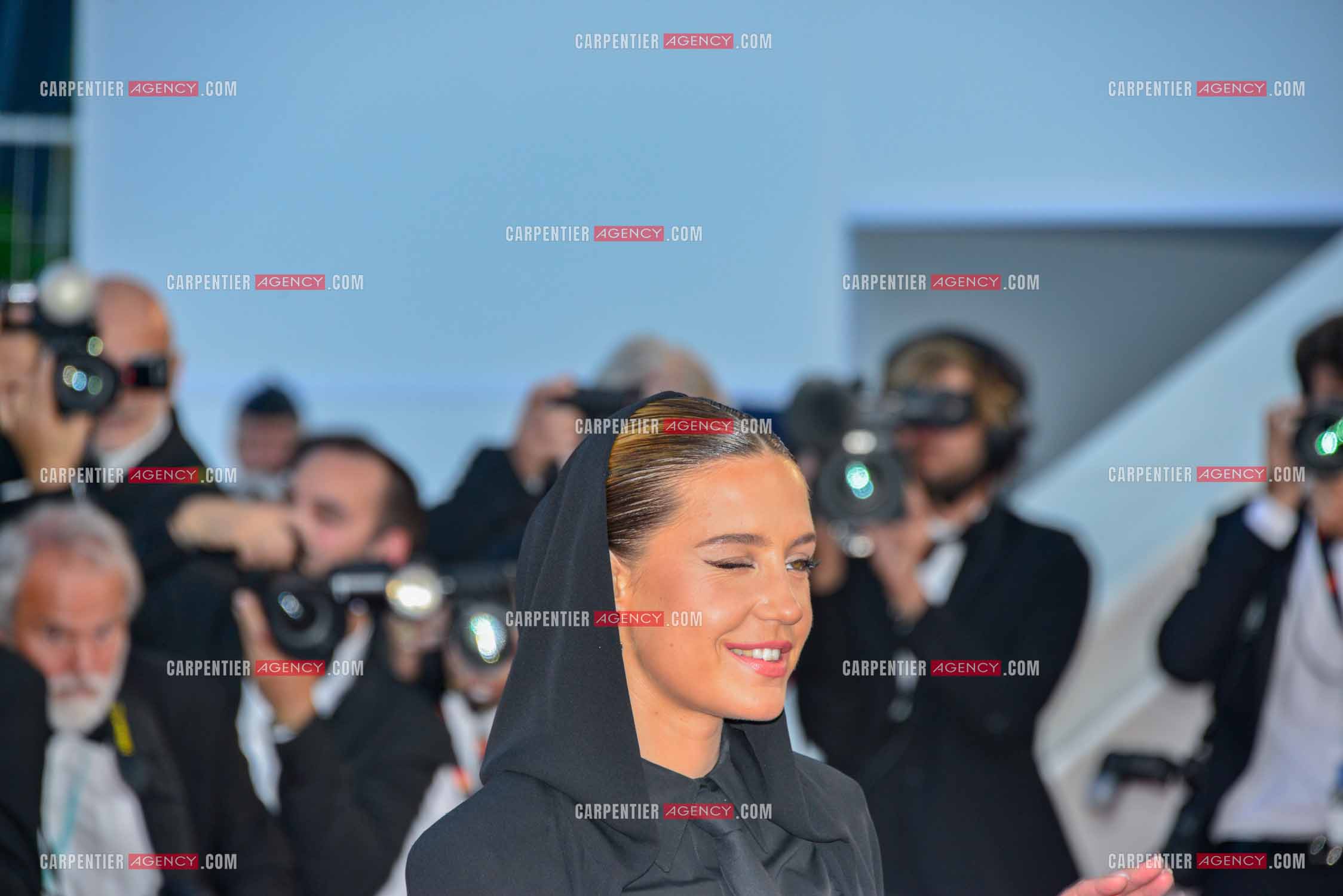 Festival de Cannes 2023. L'actrice Adèle Exarchopoulos sur le tapis rouge.