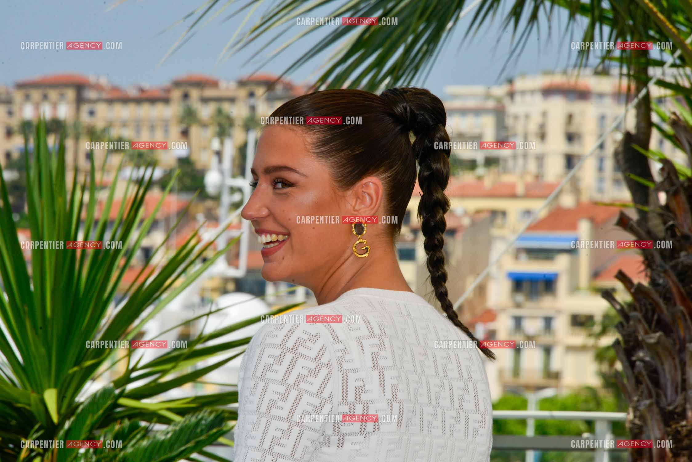 Festival de Cannes 2022. 75e édition, du 17 au 28 mai 2022 au Palais des festivals à Cannes. L'actrice française Adele Exarchopoulos assiste au photocall pour la projection du film “ Les causes de la Toux “.