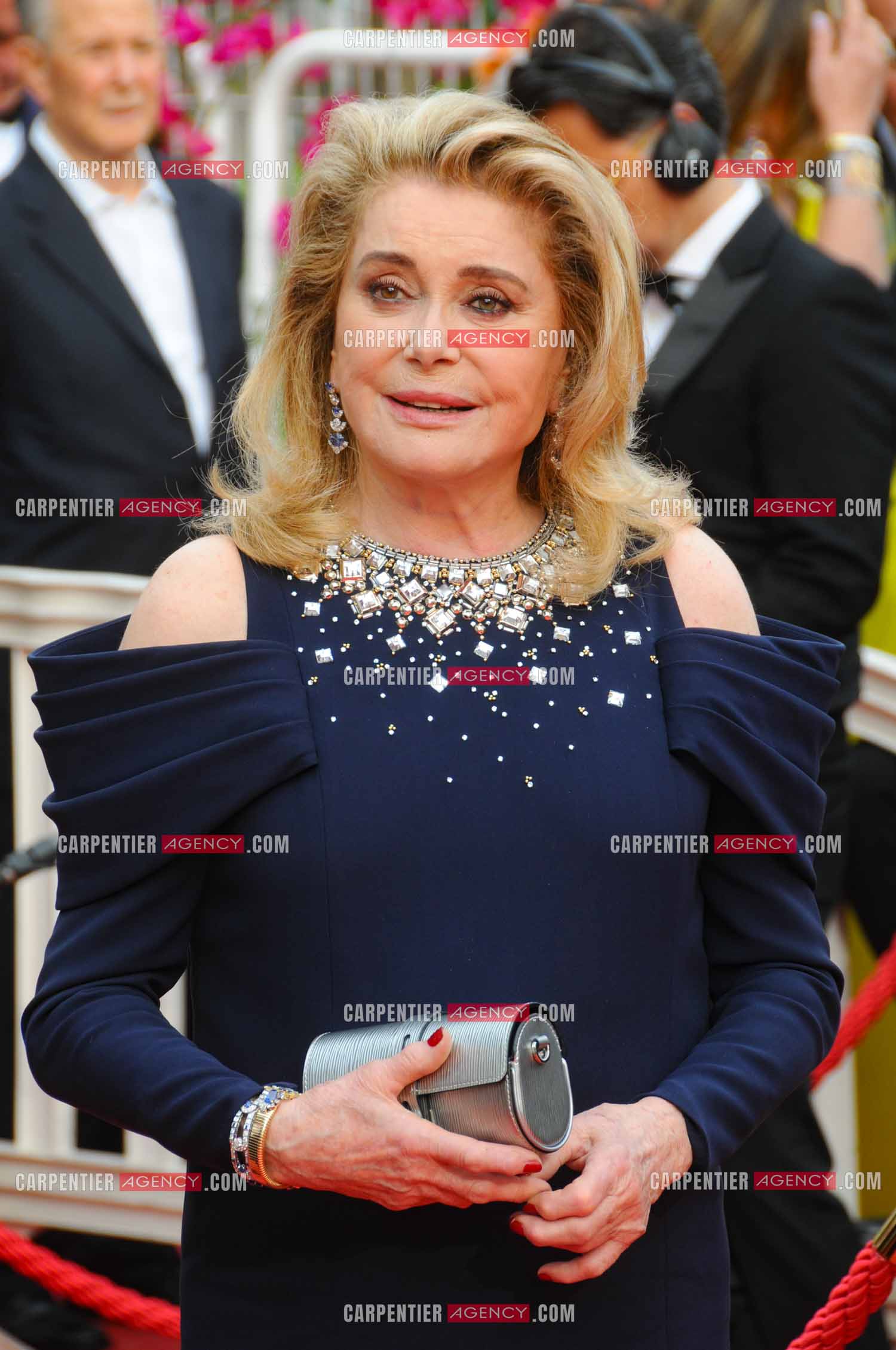 Festival de Cannes 2023. 76e édition, du 16 au 27 mai 2023 au Palais des festivals, à Cannes. L'actrice Catherine Deneuve assiste à la cérémonie d'ouverture et à la projection du film “ Jeanne du Barry “.