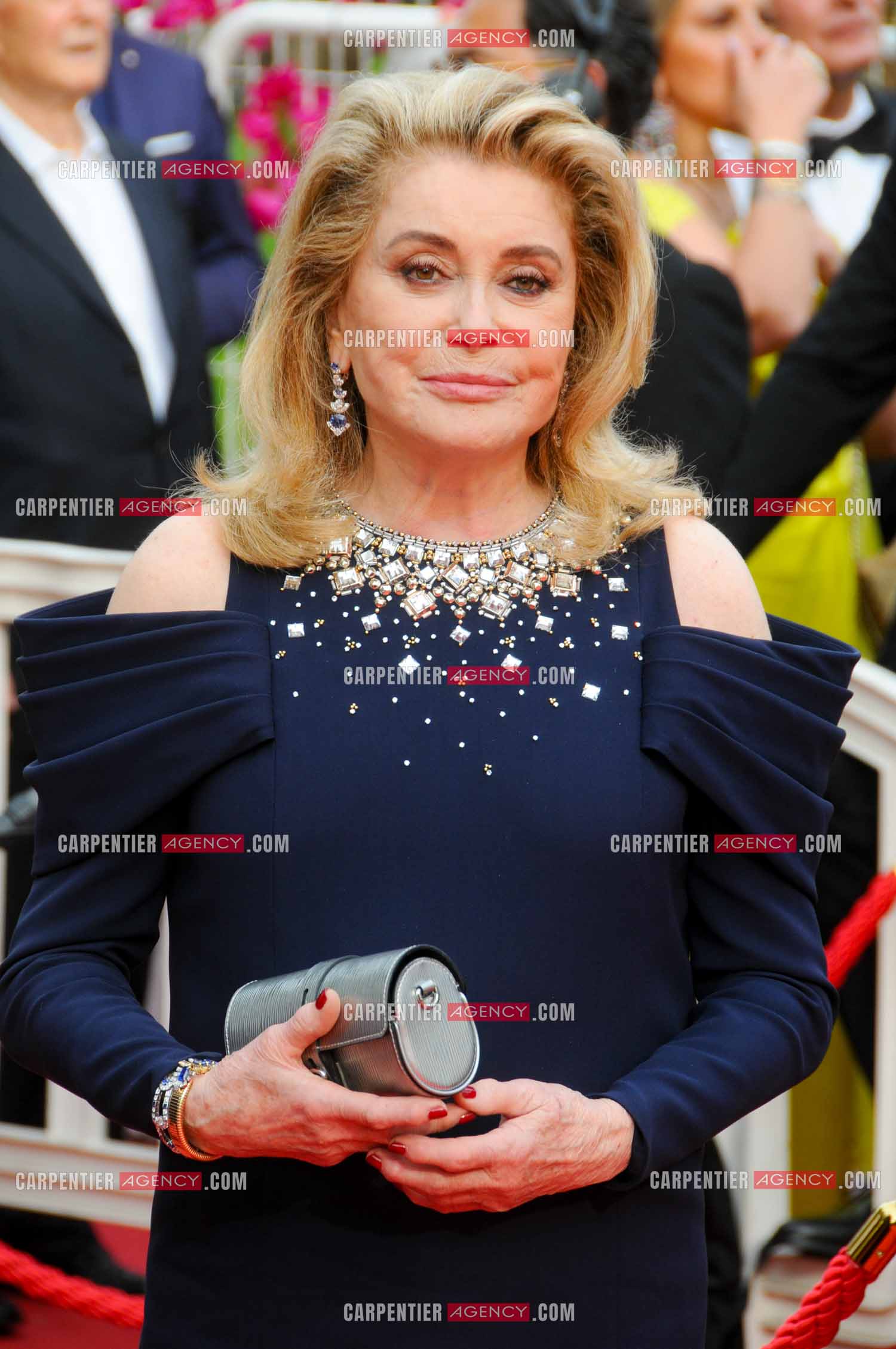 Festival de Cannes 2023. 76e édition, du 16 au 27 mai 2023 au Palais des festivals, à Cannes. L'actrice Catherine Deneuve assiste à la cérémonie d'ouverture et à la projection du film “ Jeanne du Barry “.
