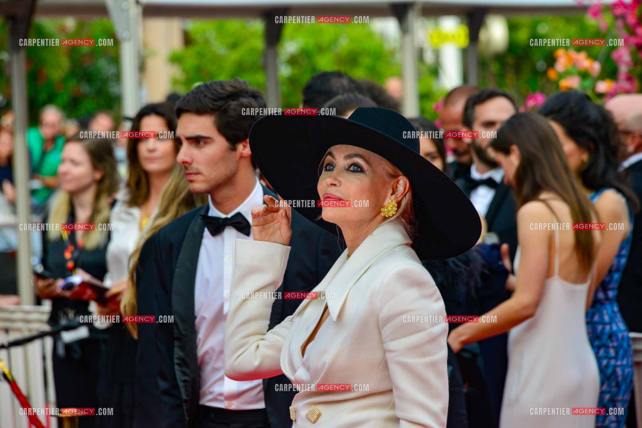 Festival de Cannes 2023. 76e édition, du 16 au 27 mai 2023 au Palais des festivals, à Cannes. L'actrice Emmanuelle beart assiste à la cérémonie d'ouverture et à la projection du film “ Jeanne du Barry “.