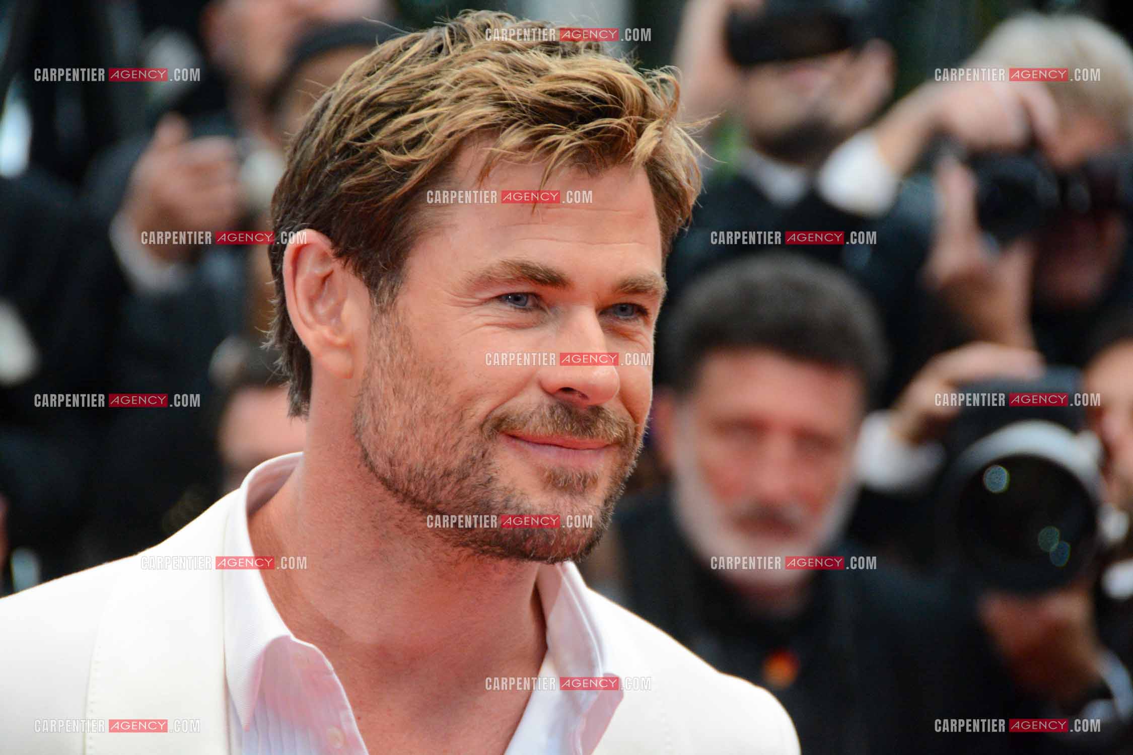 Festival de Cannes 2024. 77e édition du 14 au 25 Mai 2024. L'acteur australien Chris Hemsworth - Montée des marches “ FURIOSA “. Une saga de “ MAD MAX “.