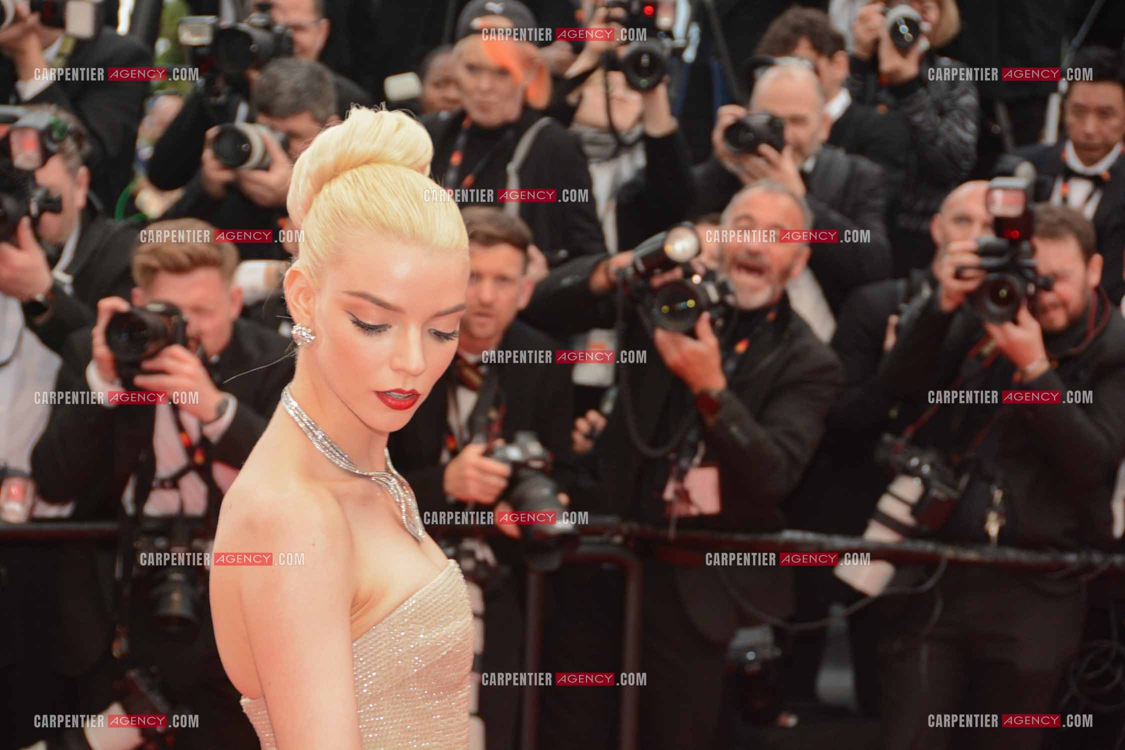 Festival de Cannes 2024. 77e édition du 14 au 25 Mai 2024. L'actrice américaine Anya Taylor-Joy - Montée des marches “ FURIOSA “. Une saga de “ MAD MAX “.