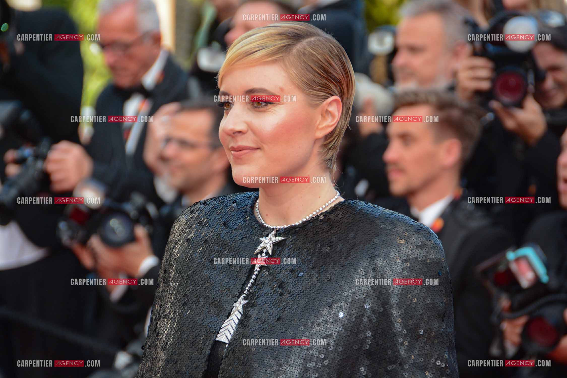 Festival de Cannes 2024. 77e édition du 14 au 25 Mai 2024. Montée des marches du film “ Megalopolis “. L'actrice Greta Gerwig.