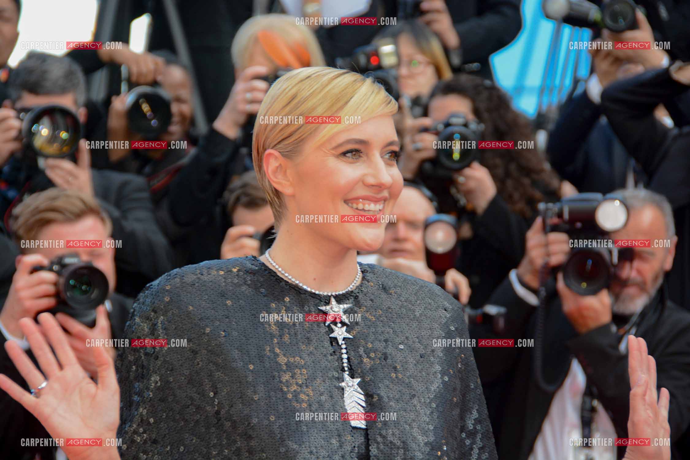 Festival de Cannes 2024. 77e édition du 14 au 25 Mai 2024. Montée des marches du film “ Megalopolis “. L'actrice Greta Gerwig.