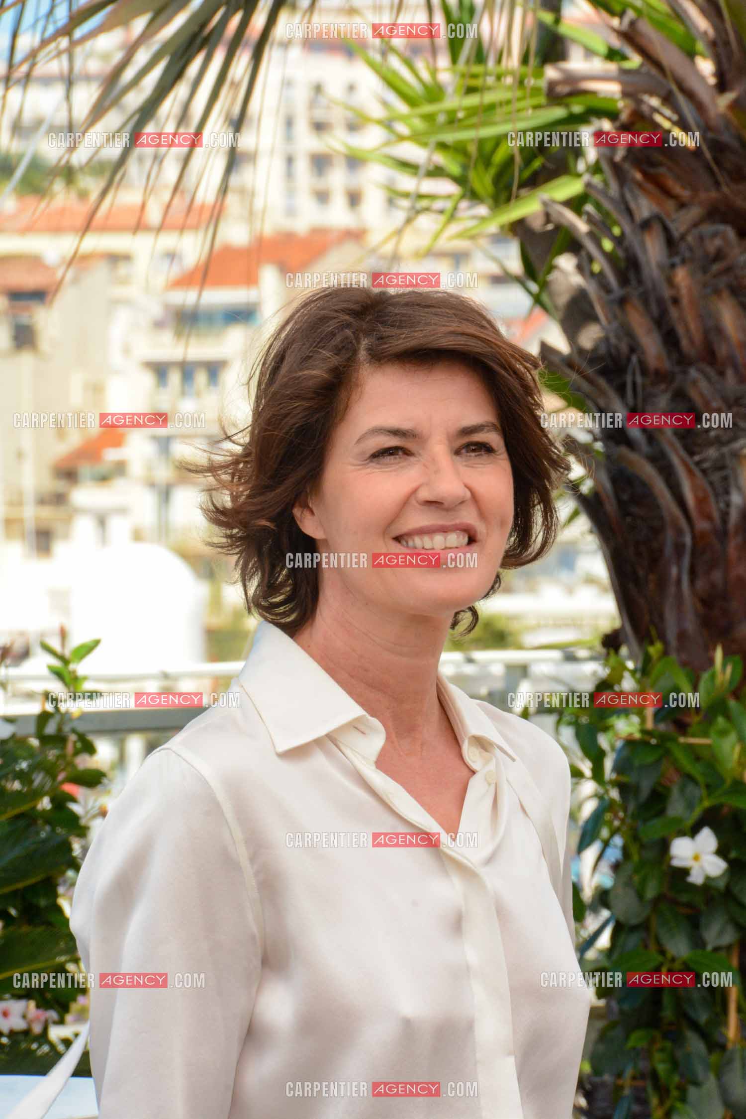Festival de Cannes 2024. 77e édition du 14 au 25 Mai 2024. Photocall du film "Rendez-Vous Avec Pol Pot". L'actrice Irène Jacob.