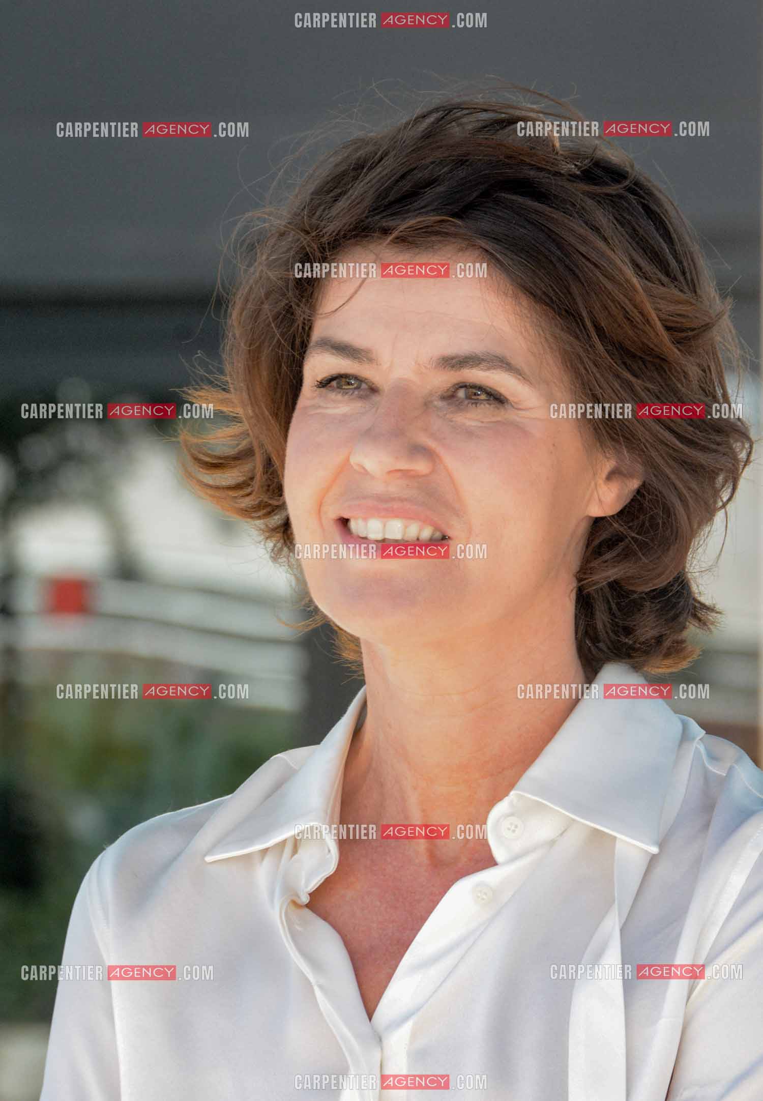 Festival de Cannes 2024. 77e édition du 14 au 25 Mai 2024. Photocall du film "Rendez-Vous Avec Pol Pot". L'actrice Irène Jacob.