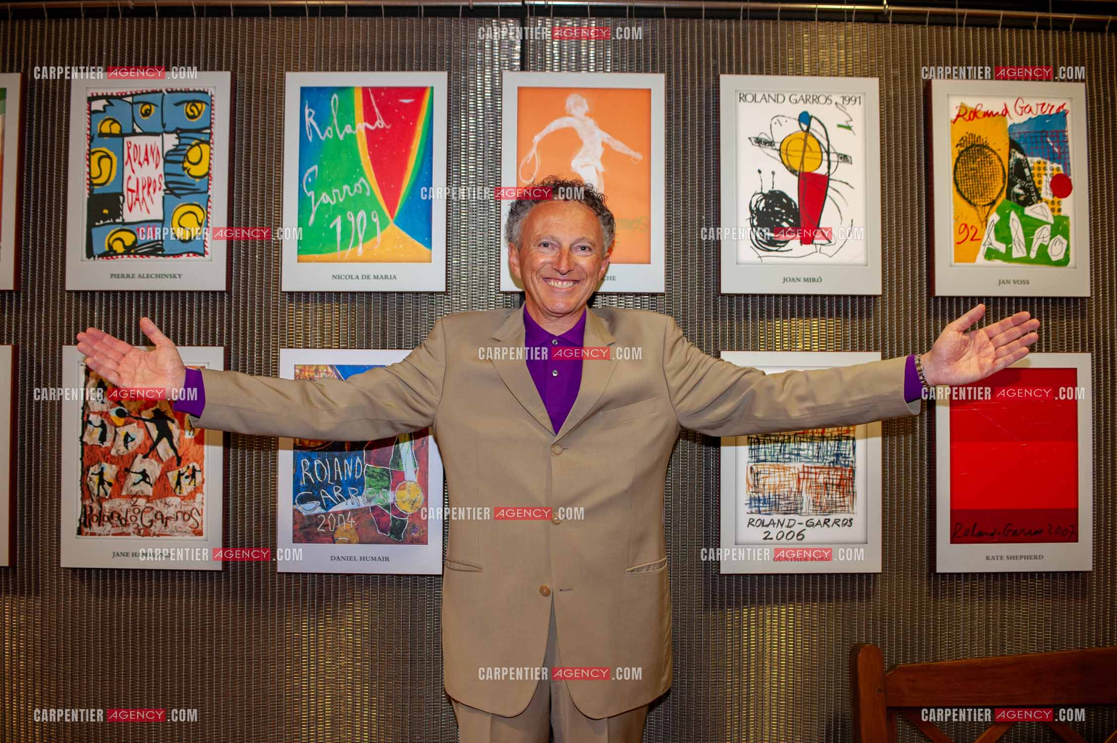 Le journaliste Nelson Monfort à Roland-Garros.  ( Exclusif )