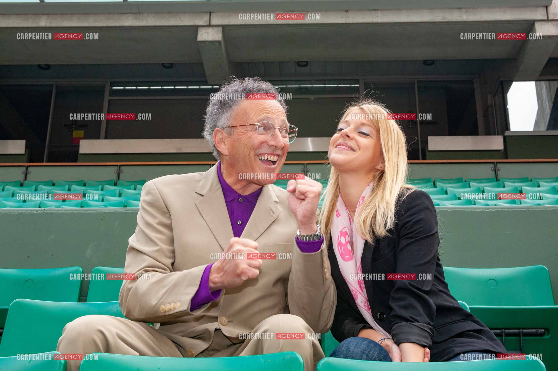 Le journaliste Nelson Monfort à Roland-Garros. Nelson et sa fille Victoria. ( Exclusif )