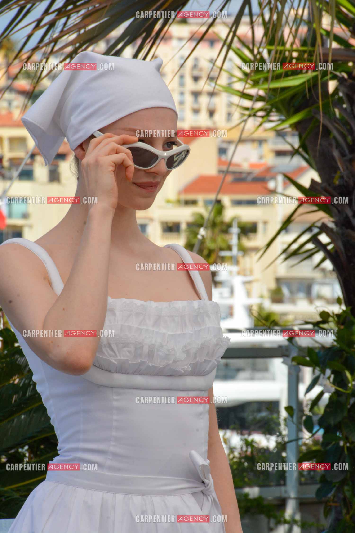 Festival de Cannes 2024. 77e édition du 14 au 25 Mai 2024. Photocall du film "Kinds of Kindness". L'actrice Hunter Schafer.