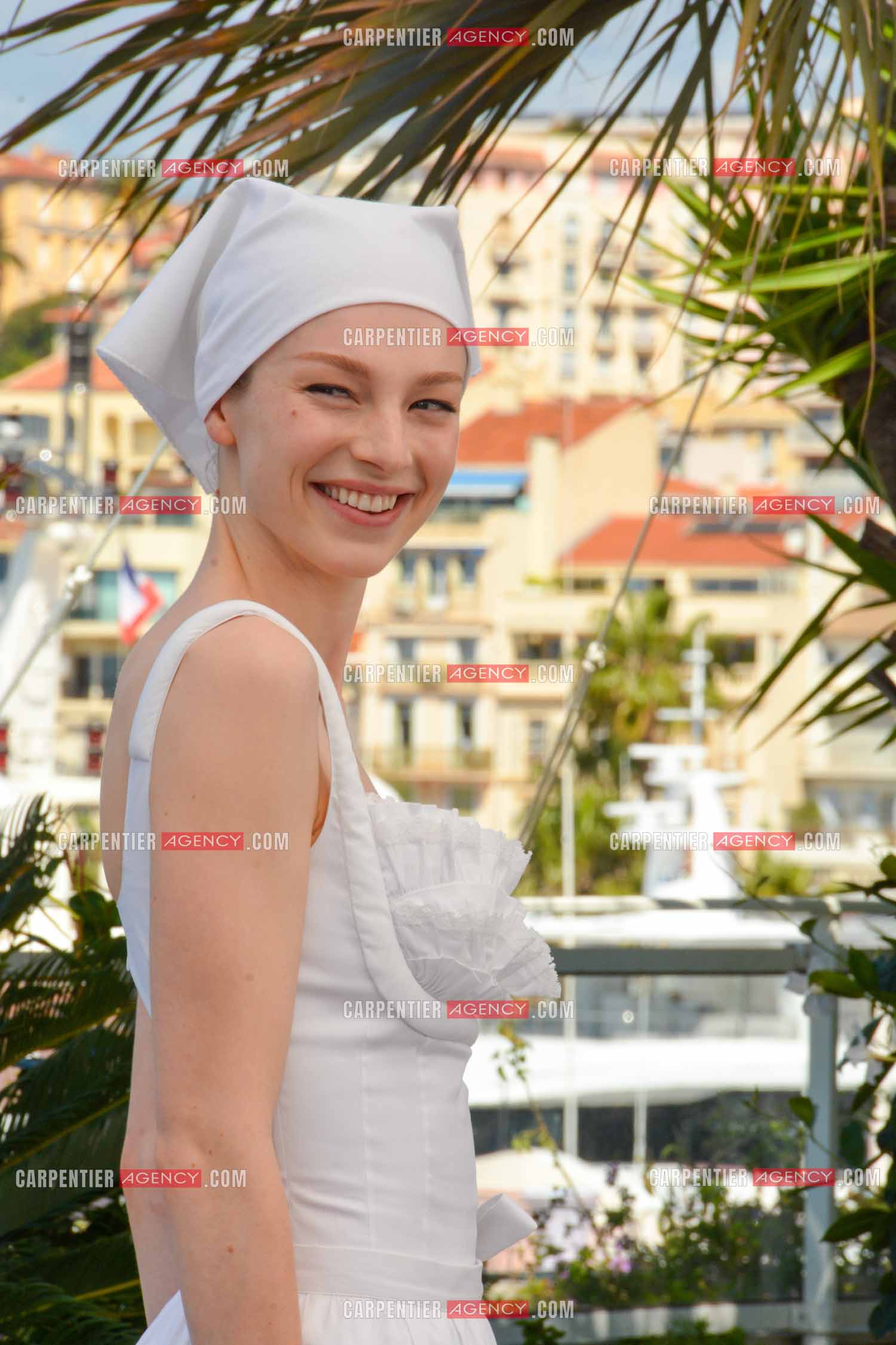 Festival de Cannes 2024. 77e édition du 14 au 25 Mai 2024. Photocall du film "Kinds of Kindness". L'actrice Hunter Schafer.