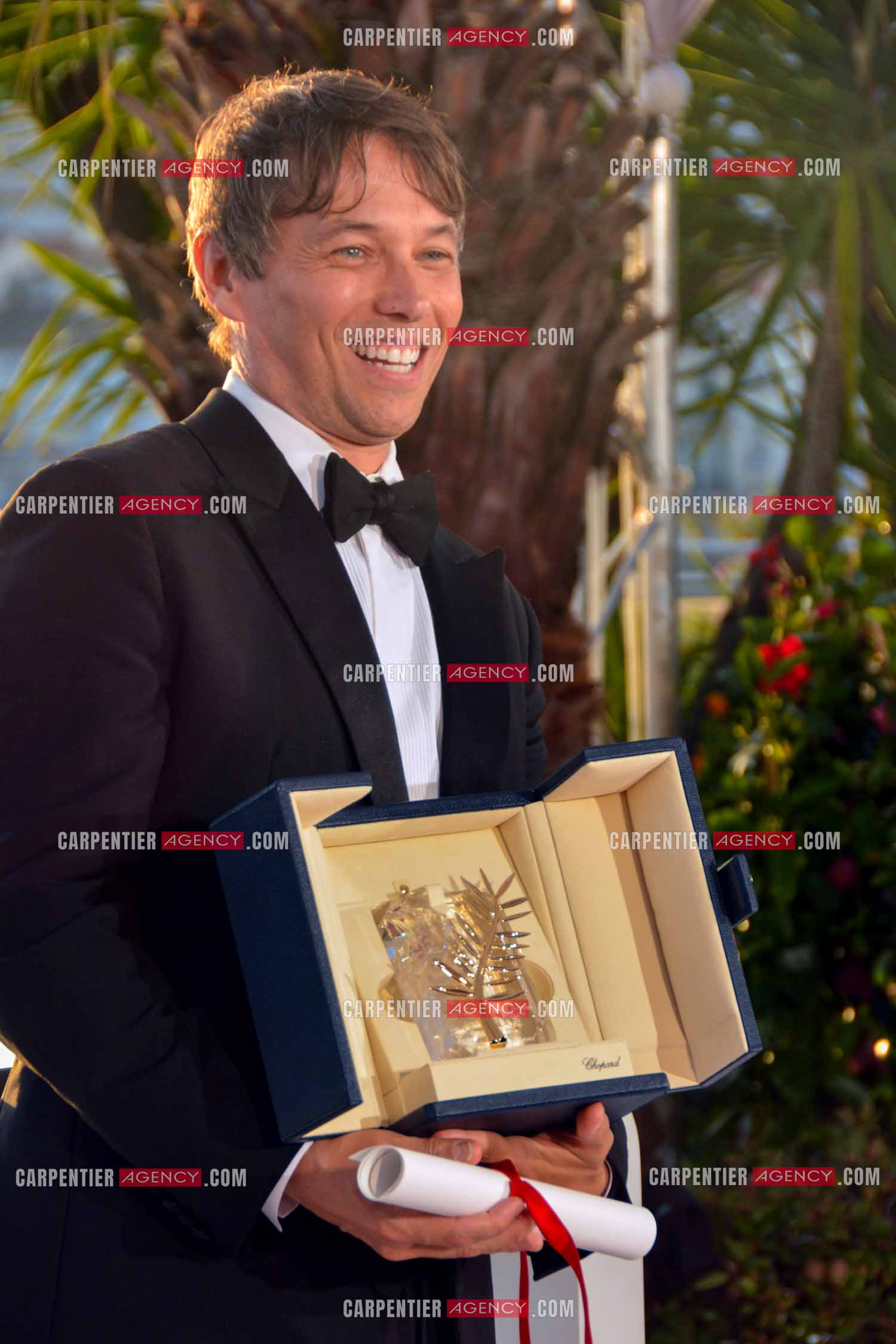 Clôture du  77ème Festival de Cannes et remises des Palmes d'or. Photocall des gagnants. Le réalisateur et scénariste américain Sean Baker, lauréat de la Palme d'or.