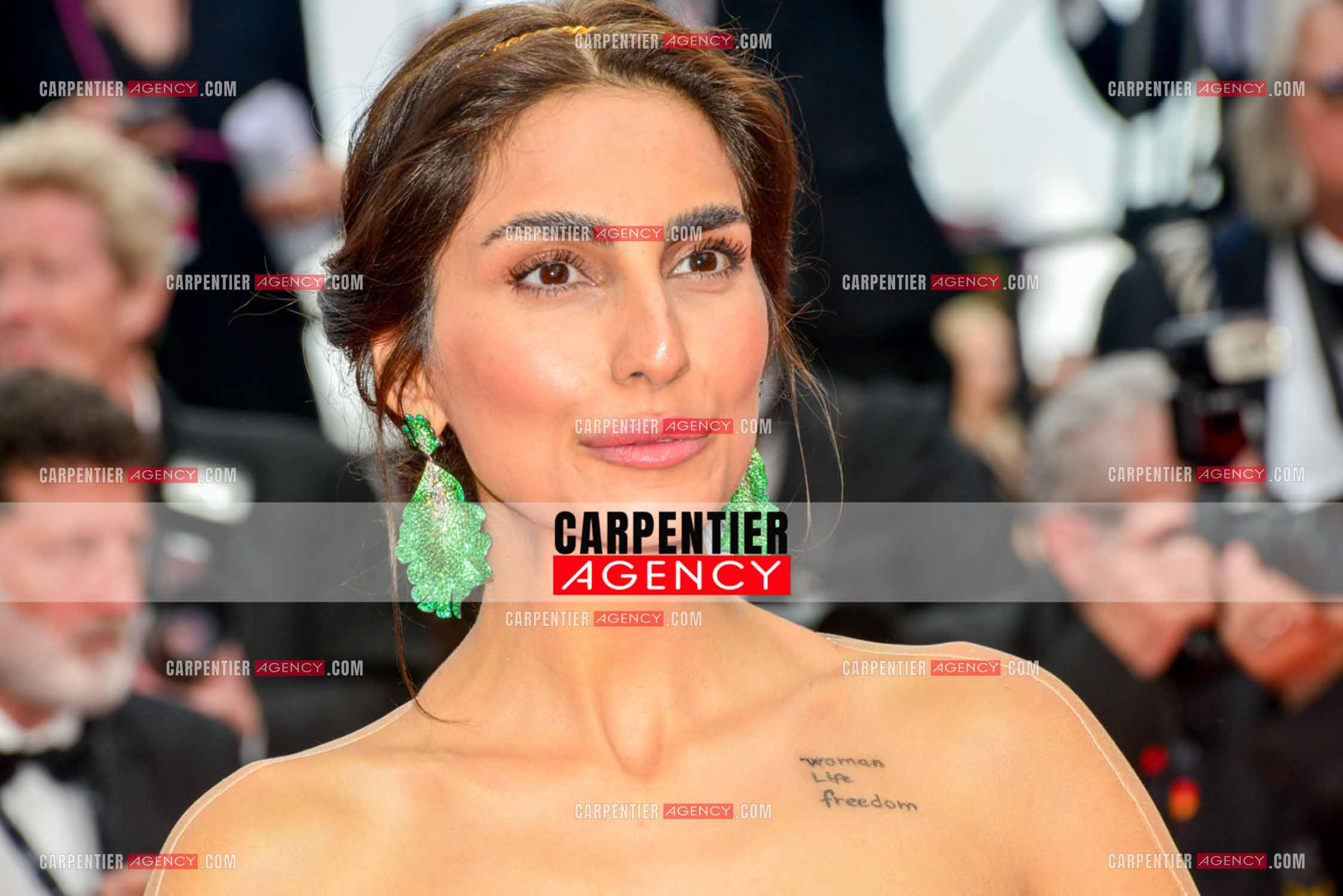 Festival de Cannes 2023. 76e édition, du 16 au 27 mai 2023 au Palais des festivals, à Cannes. Le mannequin iranien Farnoush Hamidian assiste à la cérémonie d'ouverture et à la projection du film “ Jeanne du Barry “.