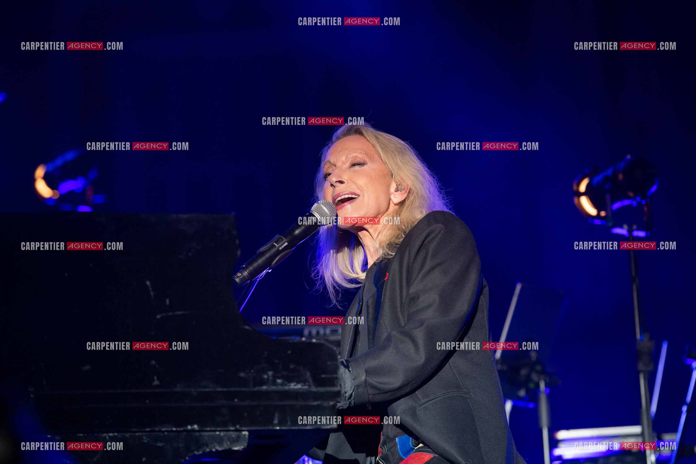 La chanteuse Véronique Sanson en concert lors du festival d'été de Soliès Pont le 17 juillet 2021.  ( Exclusif )