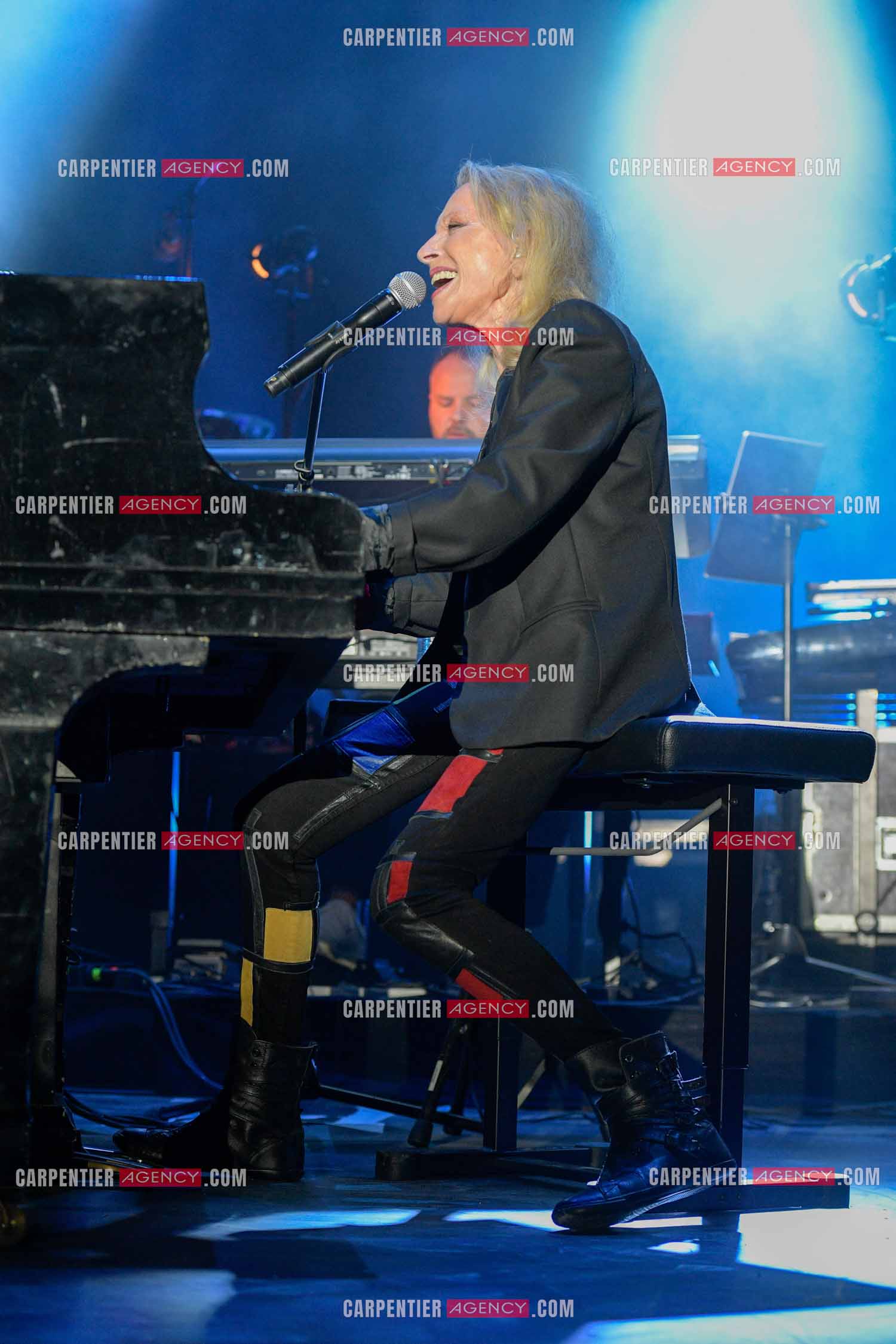 La chanteuse véronique Sanson en concert pour le festival du château de Solliès-Pont en 2021.   ( Exclusif )