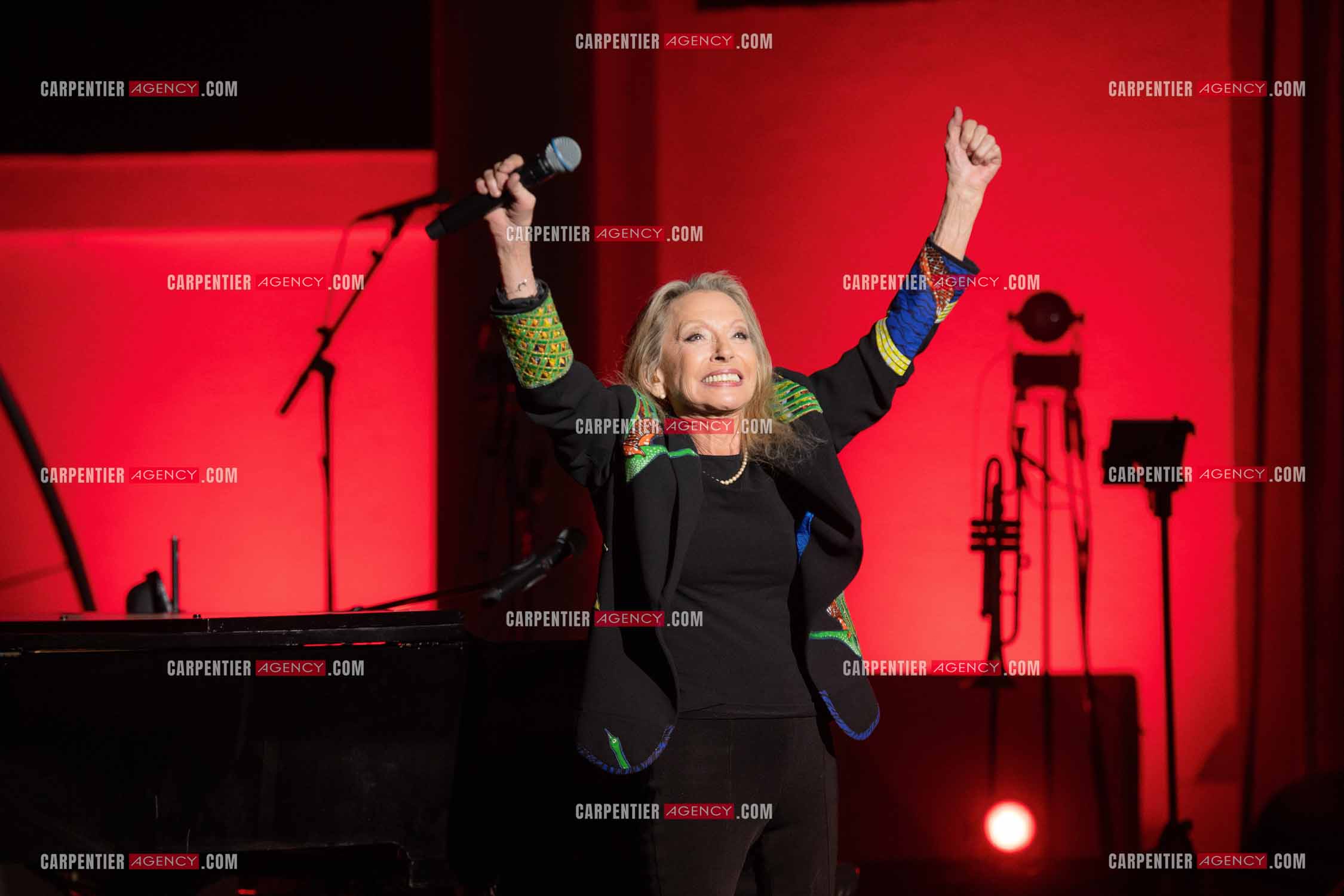 La chanteuse Véronique Sanson au festival de Ramatuelle pour sa dernière date de sa tournée d'été "Hasta Luego".      ( Exclusif )