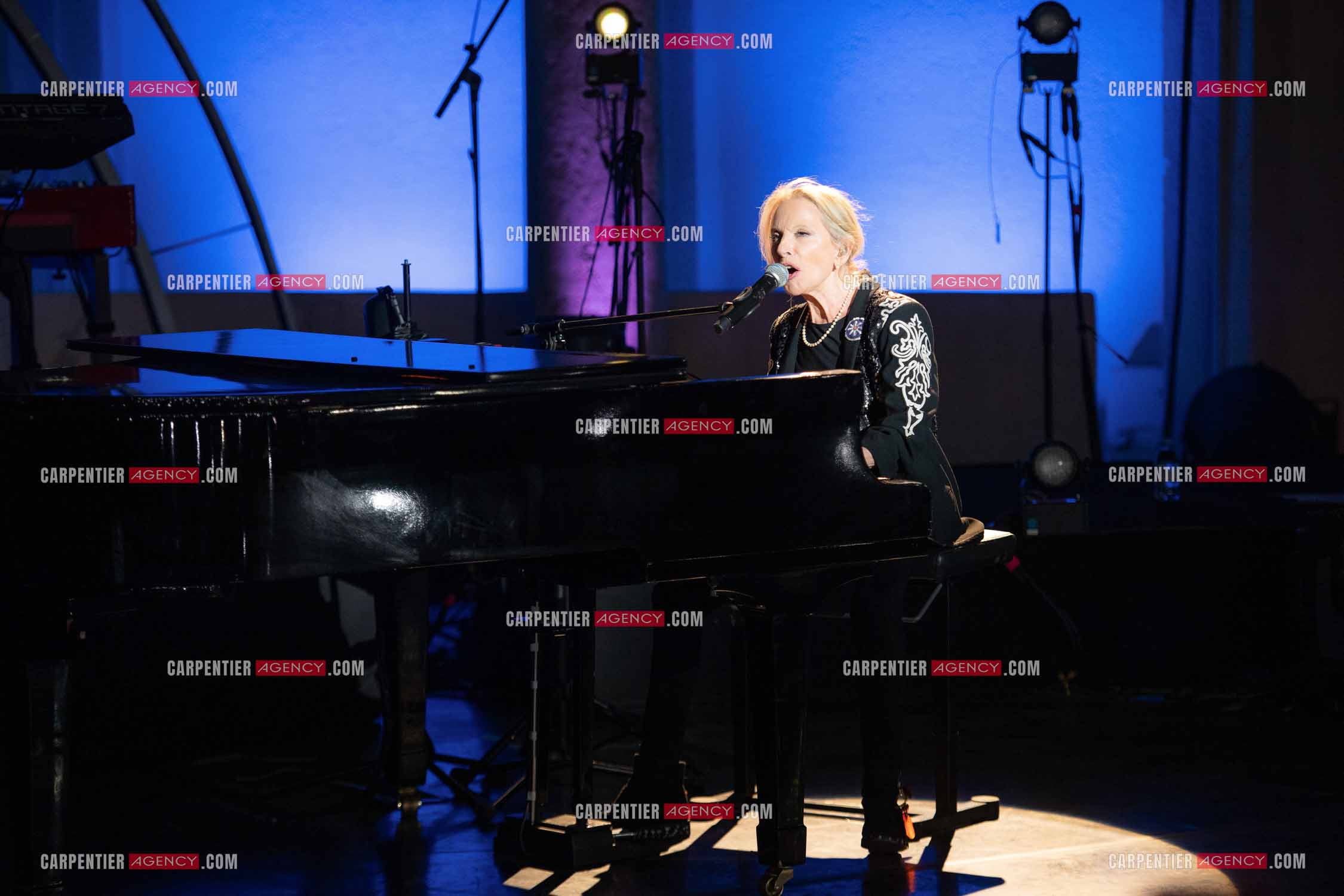 La chanteuse Véronique Sanson au festival de Ramatuelle pour sa dernière date de sa tournée d'été "Hasta Luego".      ( Exclusif )