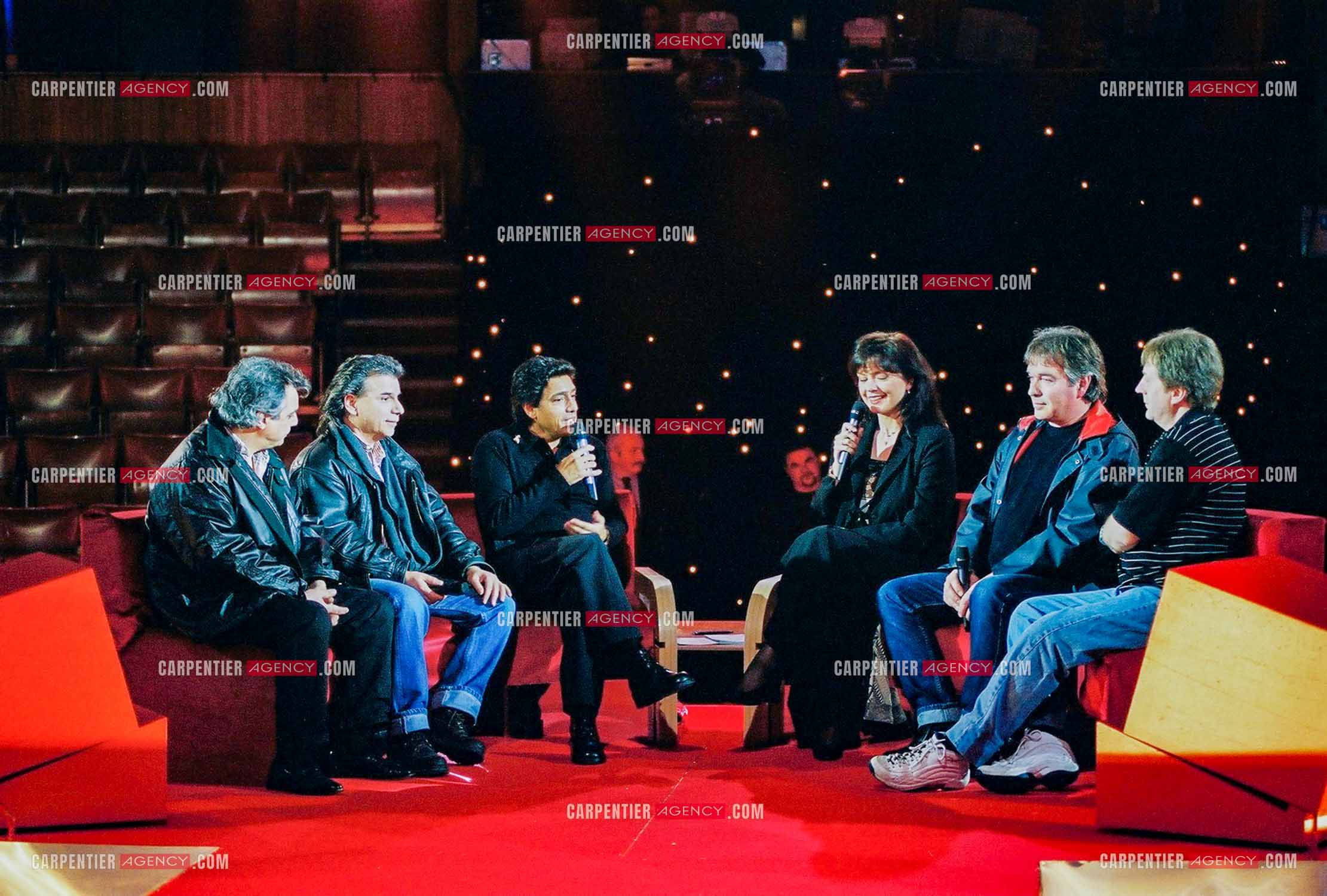 RTL Télévision rend hommage à Frédéric François autour de sa famille et ses amis. Frédéric entouré du groupe de ses débuts,  “Spaceman“. ( Exclusif )