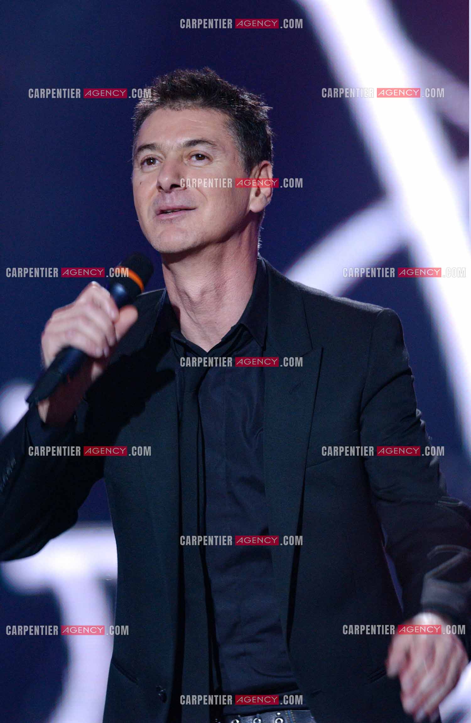 Le chanteur Etienne Daho en concert au Zénith de Paris.