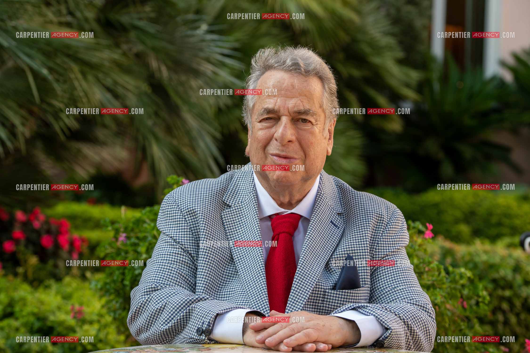 L'auteur Paul-Loup Sulitzer à la réserve de Beaulieu à Nice.   ( Exclusif )