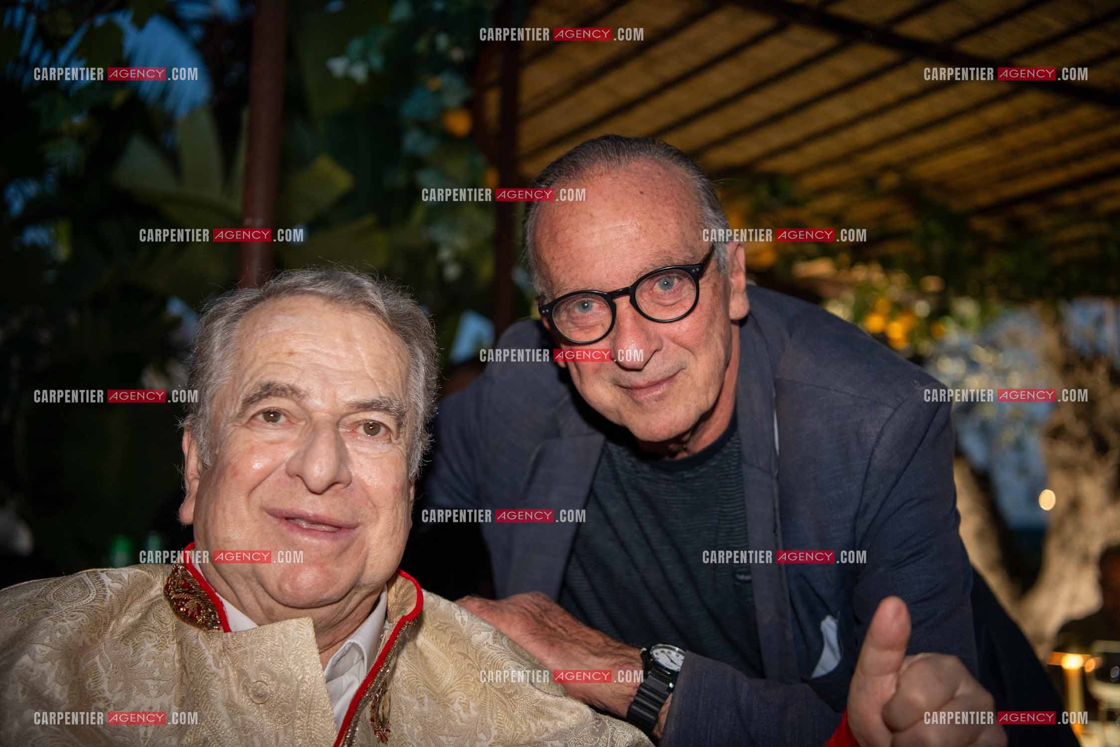 Paul-Loup Sulitzer fête son 77 èm anniversaire au VIP de St Tropez entouré de ses amis. L'animateur Yves Lecoq.