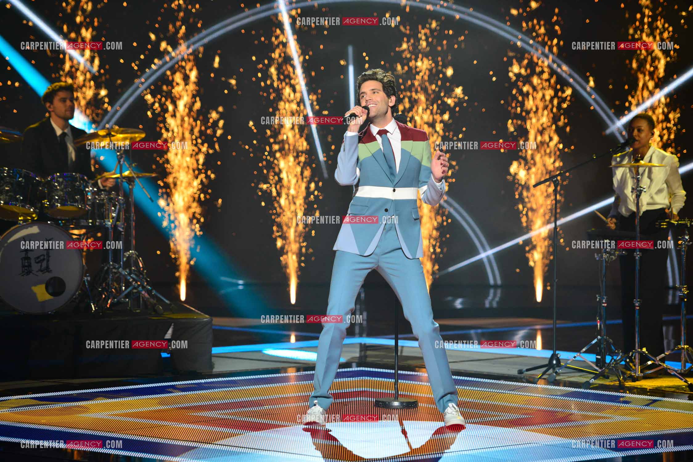 Le coach Mika lors de l'émission The Voice.  ( Exclusif )