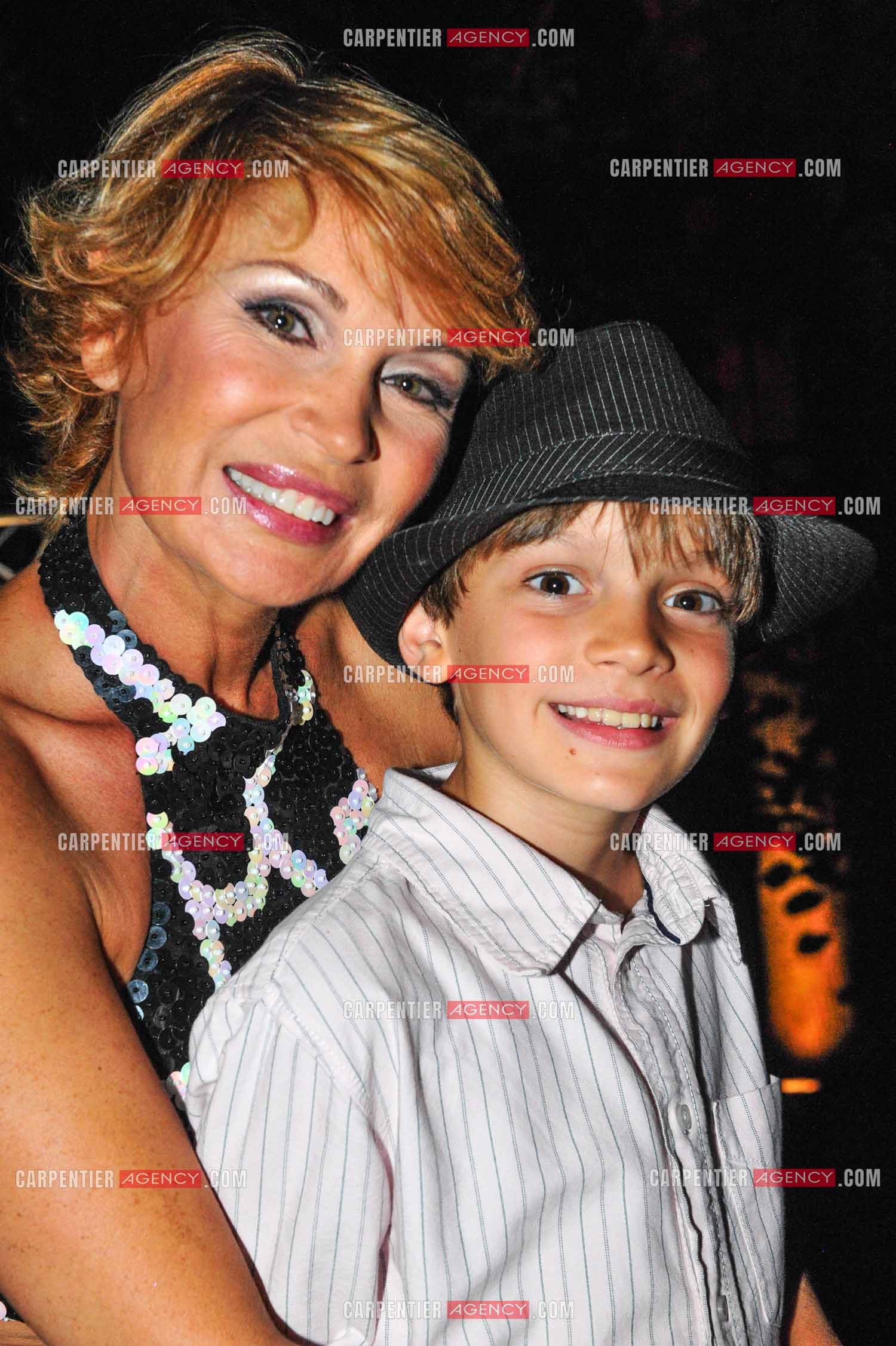 L'animatrice Marlène Mourreau et son fils Gabriel Guevara agé de 9 ans lors d'une soirée sur Paris.    ( Exclusif )