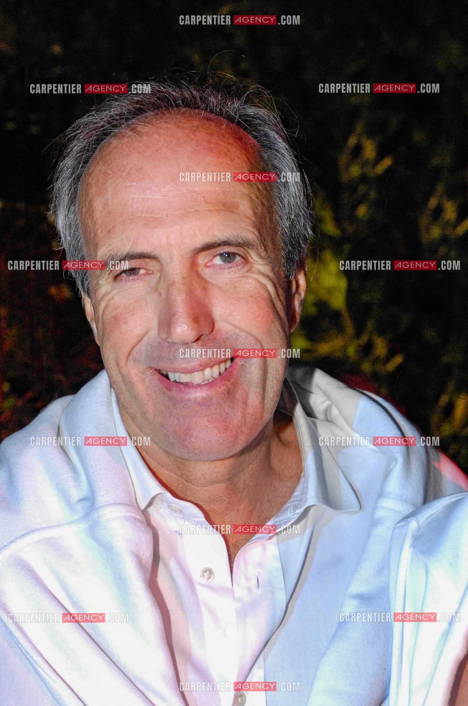 Le navigateur Marc Pajot à la soirée blanche de St Tropez en 2007.   ( Exclusif )