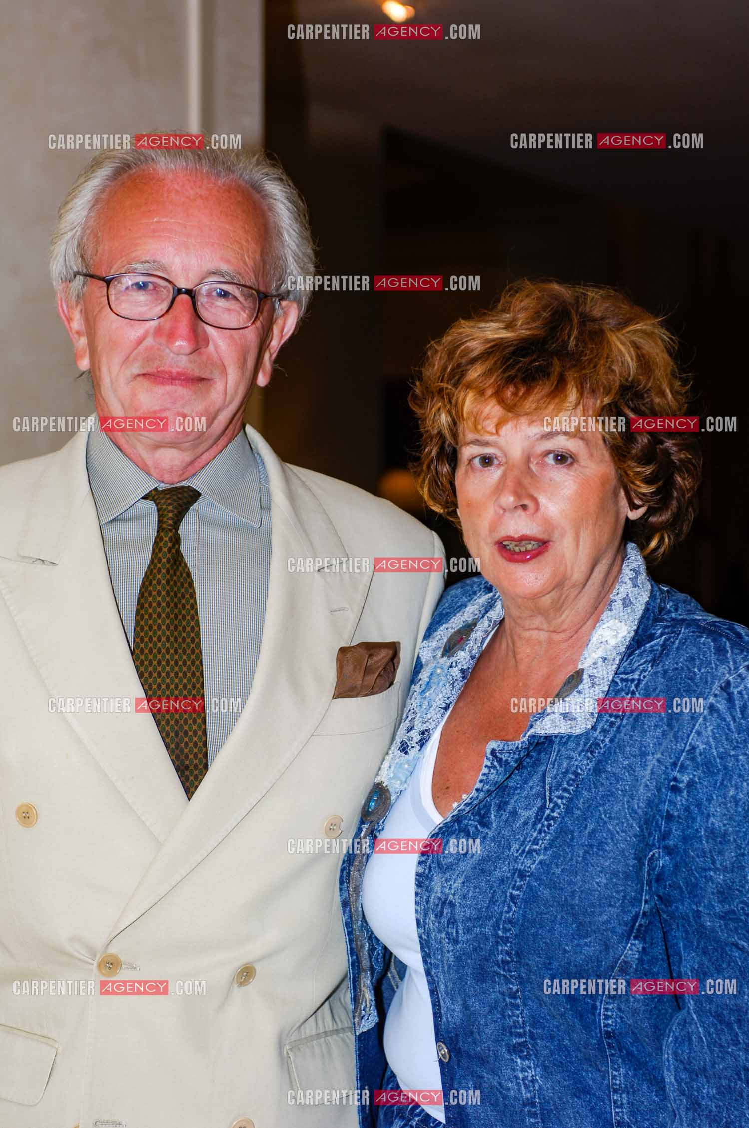 La journaliste Michèle Cotta et son mari Philippe Barret lors du festival du film à Djerba en Tunisie les 29 et 30 avril 2006.  ( Exclusif )