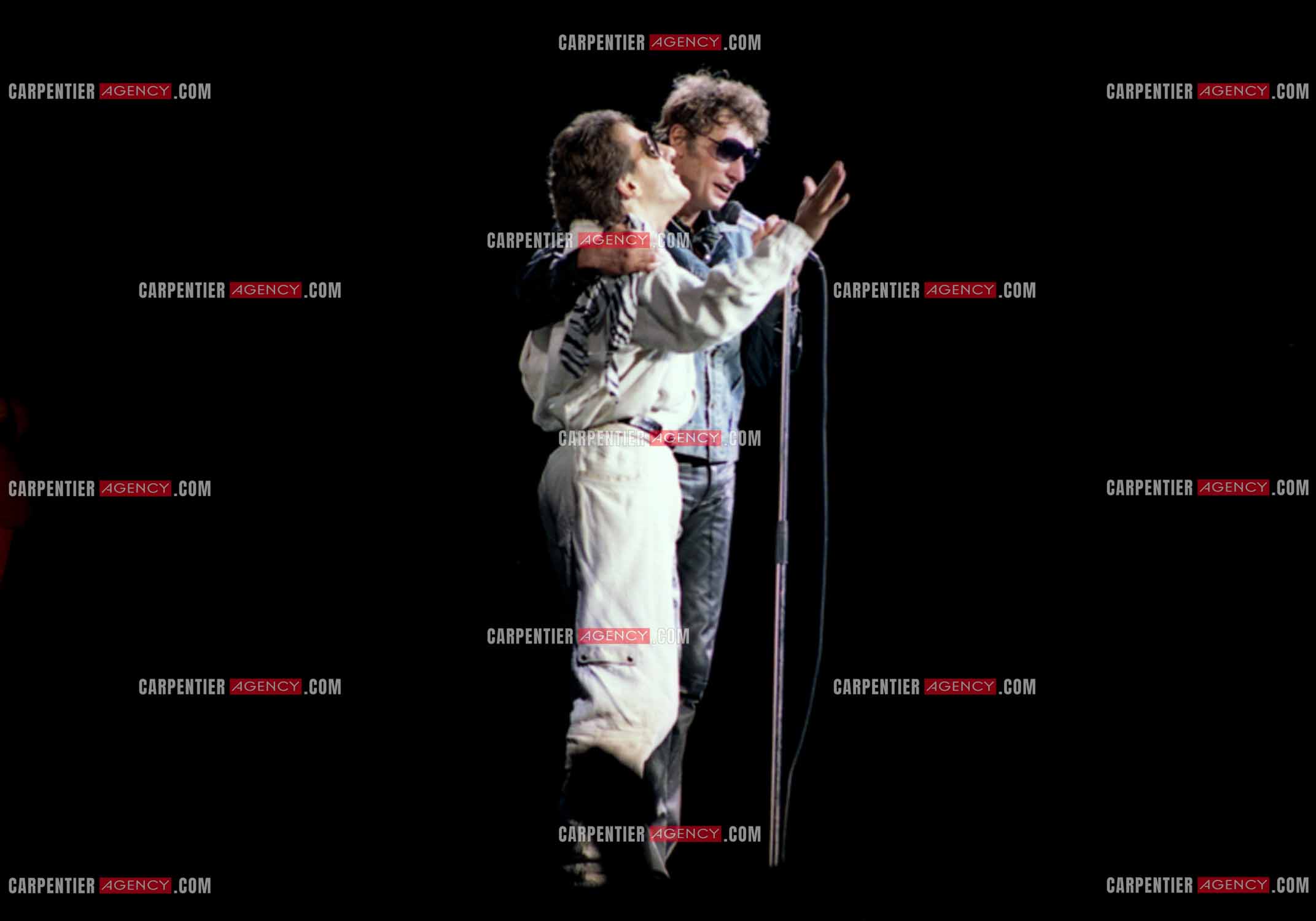 Le chanteur Johnny Hallyday en concert au Zénith de Paris du 26 octobre 1984 au 8 janvier 1985. ( Exclusif )