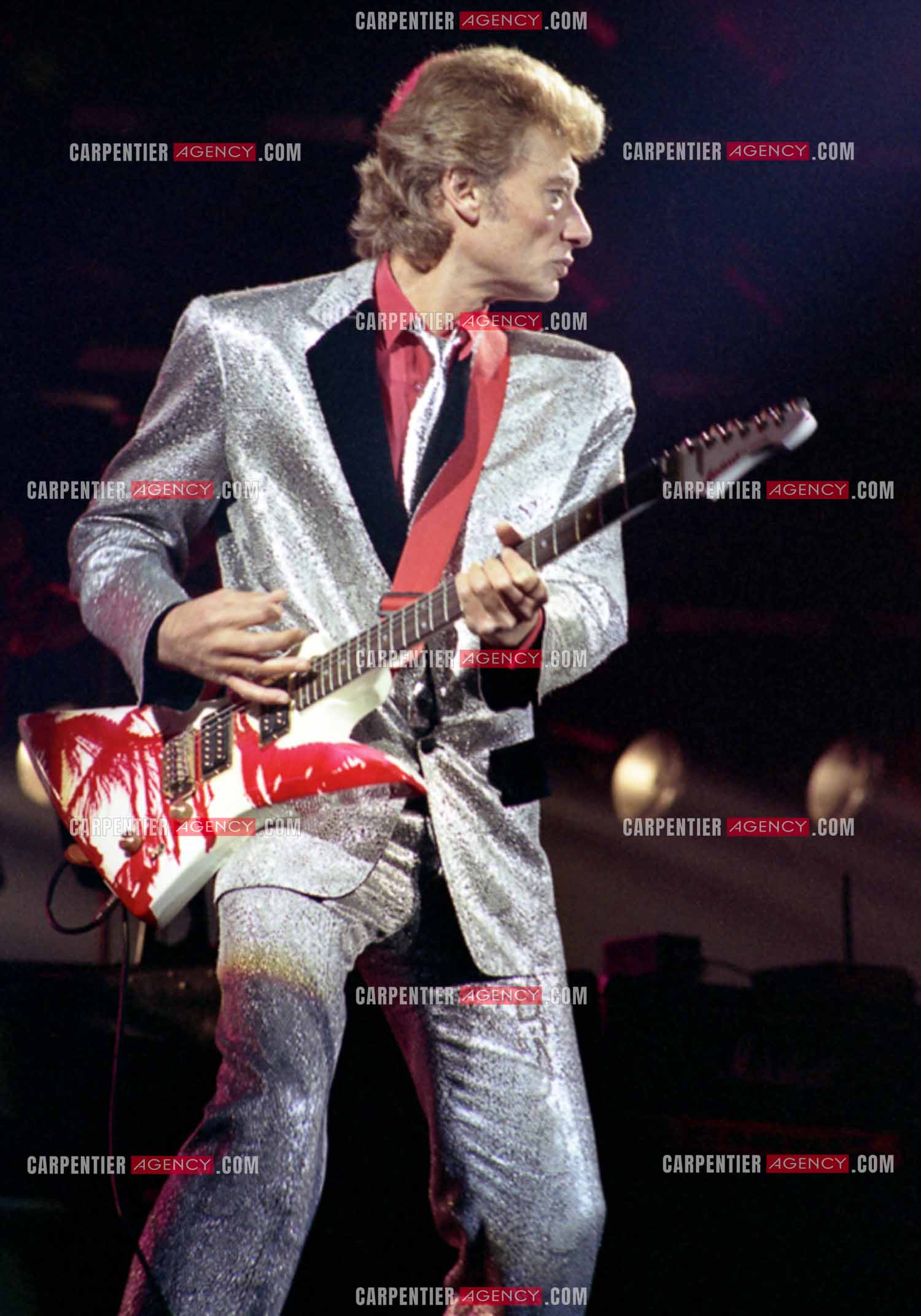 Le chanteur Johnny Hallyday lors de ses concerts au Zénith de Paris du 26 oct 1984 au 08 janvier 1985.   ( Exclusif )