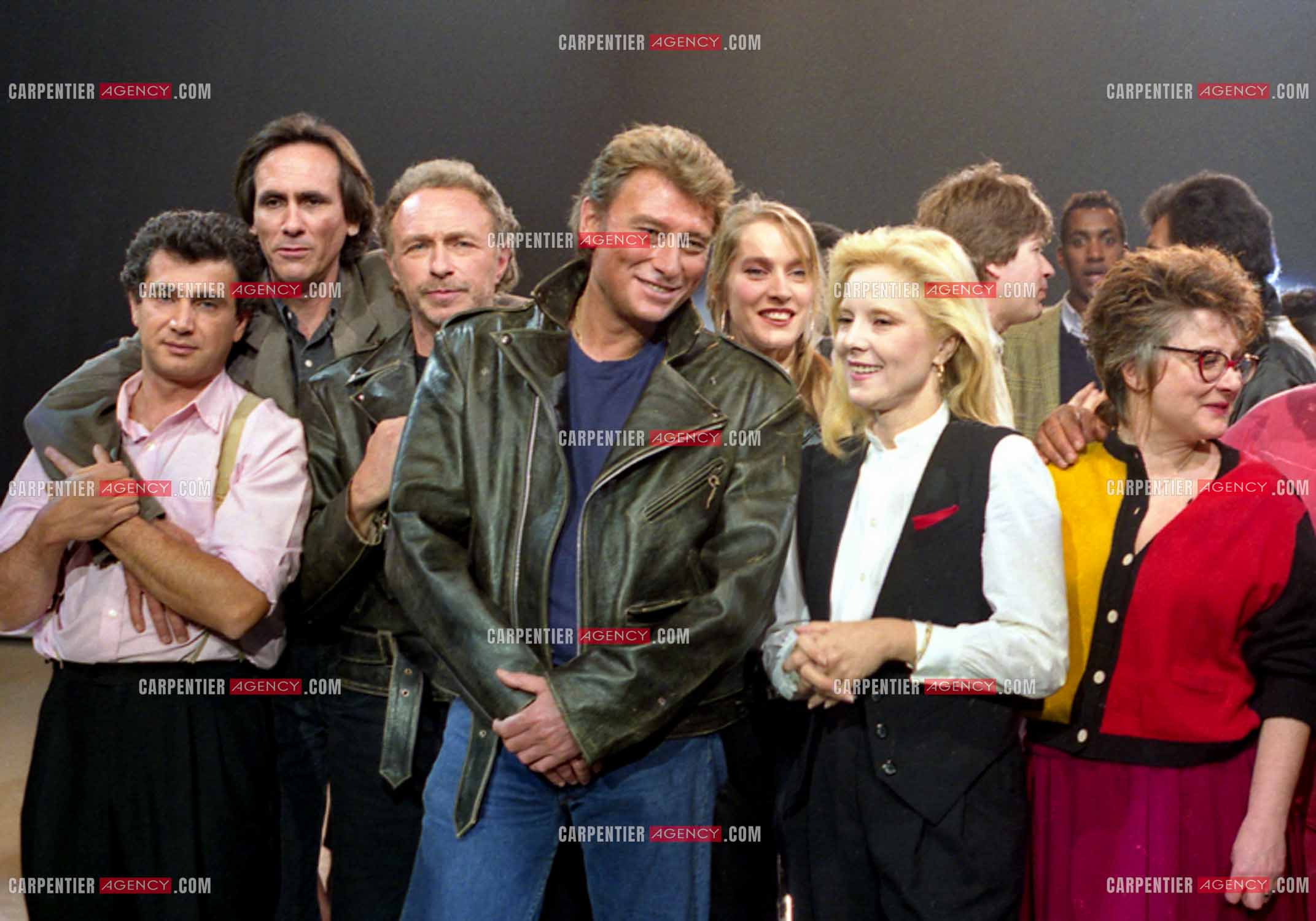 Enregistrement de l'émission “ Toute la musique qu'on aime “. Invité d'honneur, Johnny Hallyday entouré de son ex femme Sylvie Vartan et tous ses amis, Michel Boujenah, Carlos, Catherine Lara, Josiane Balasko, Etienne Daho, Arielle Dombasle, Philippe Lavil, Pierre Richard.       ( Exclusif )