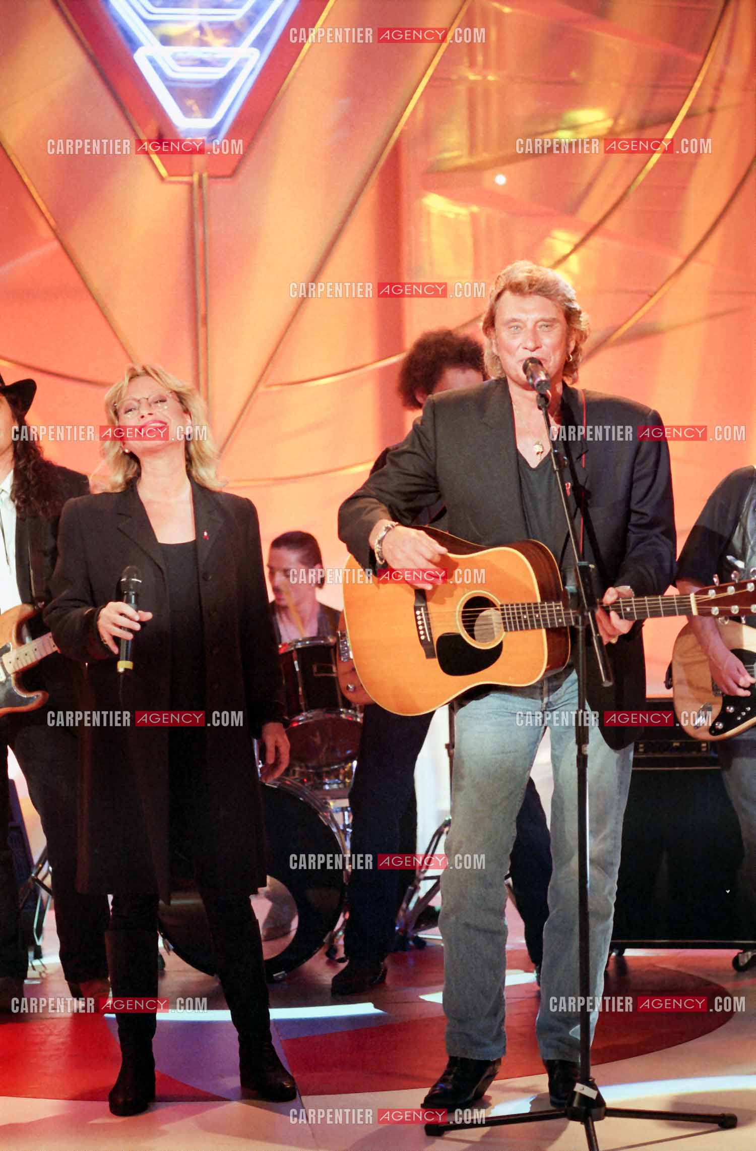 Johnny Hallyday et Véronique Sanson pour un duo lors des répétitions de l'émission “ SI ON CHANTAIT “ présentée par Julien Courbet sur TF1. ( Exclusif )